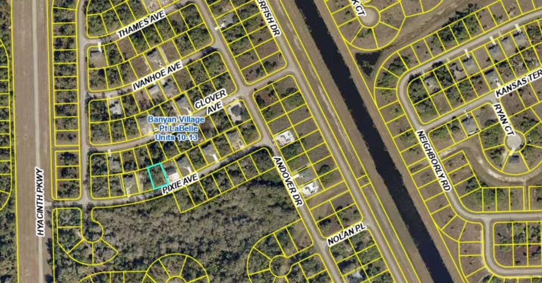 PORT LABELLE UNIT 12 - Land