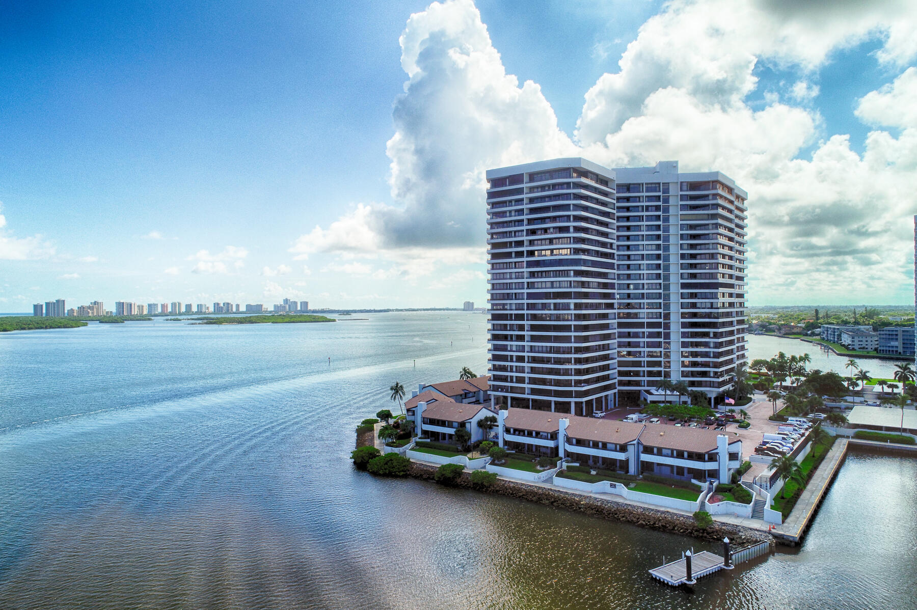 OLD PORT COVE LAKE POINT TOWER CONDO - Residential