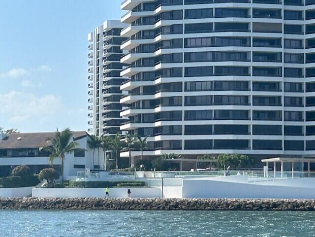 OLD PORT COVE LAKE POINT TOWER CONDO - Residential