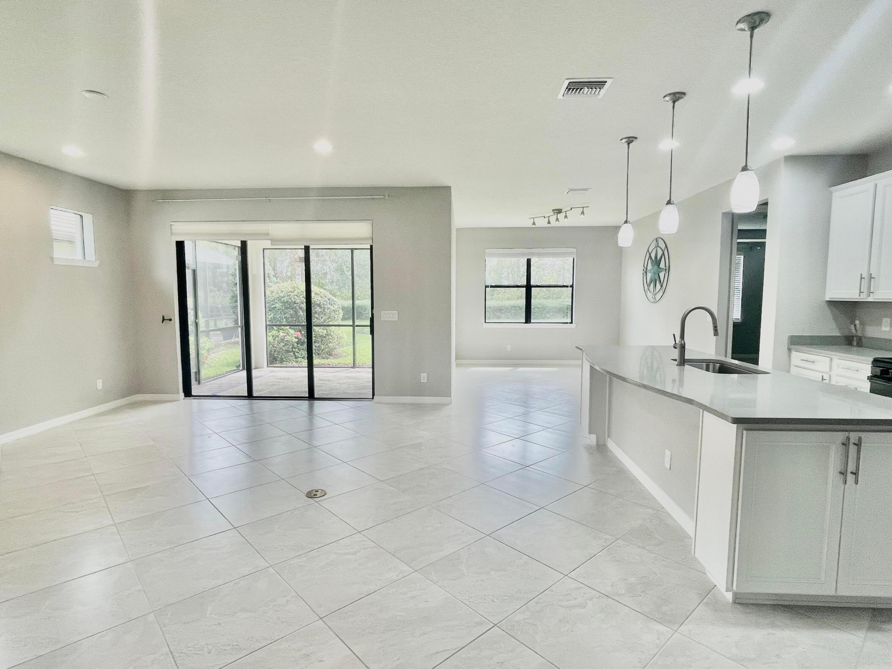 VERANDA PLAT NO 4 VERANDA GARDENS WEST PHASE 2 - Residential Lease