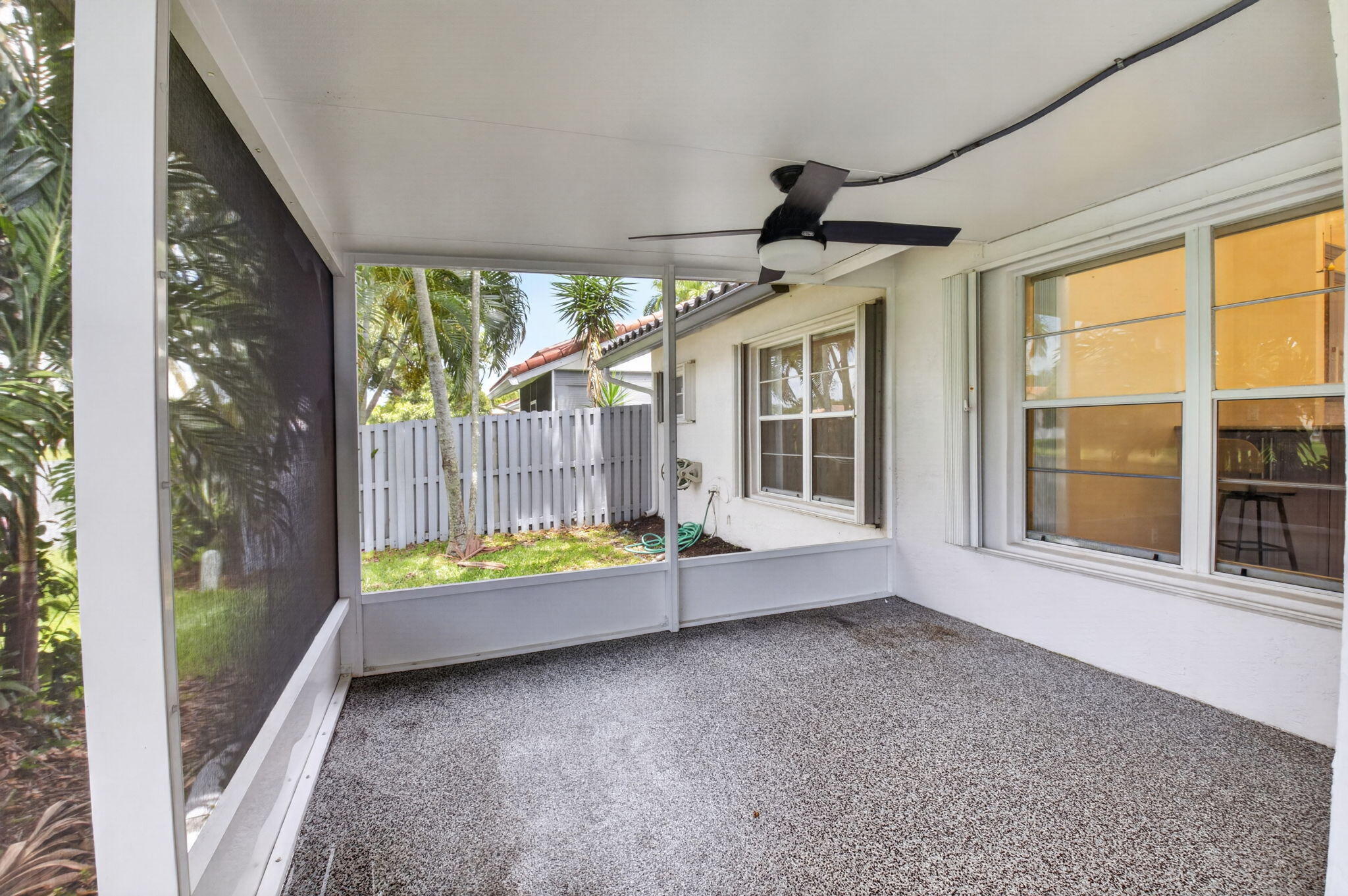 BOCA SPRINGS - Residential