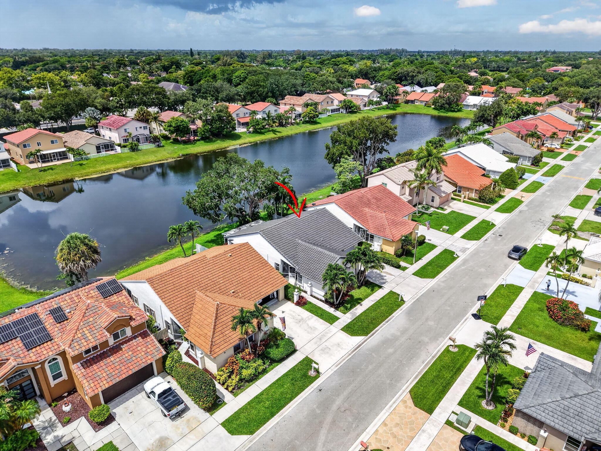 BOCA SPRINGS - Residential