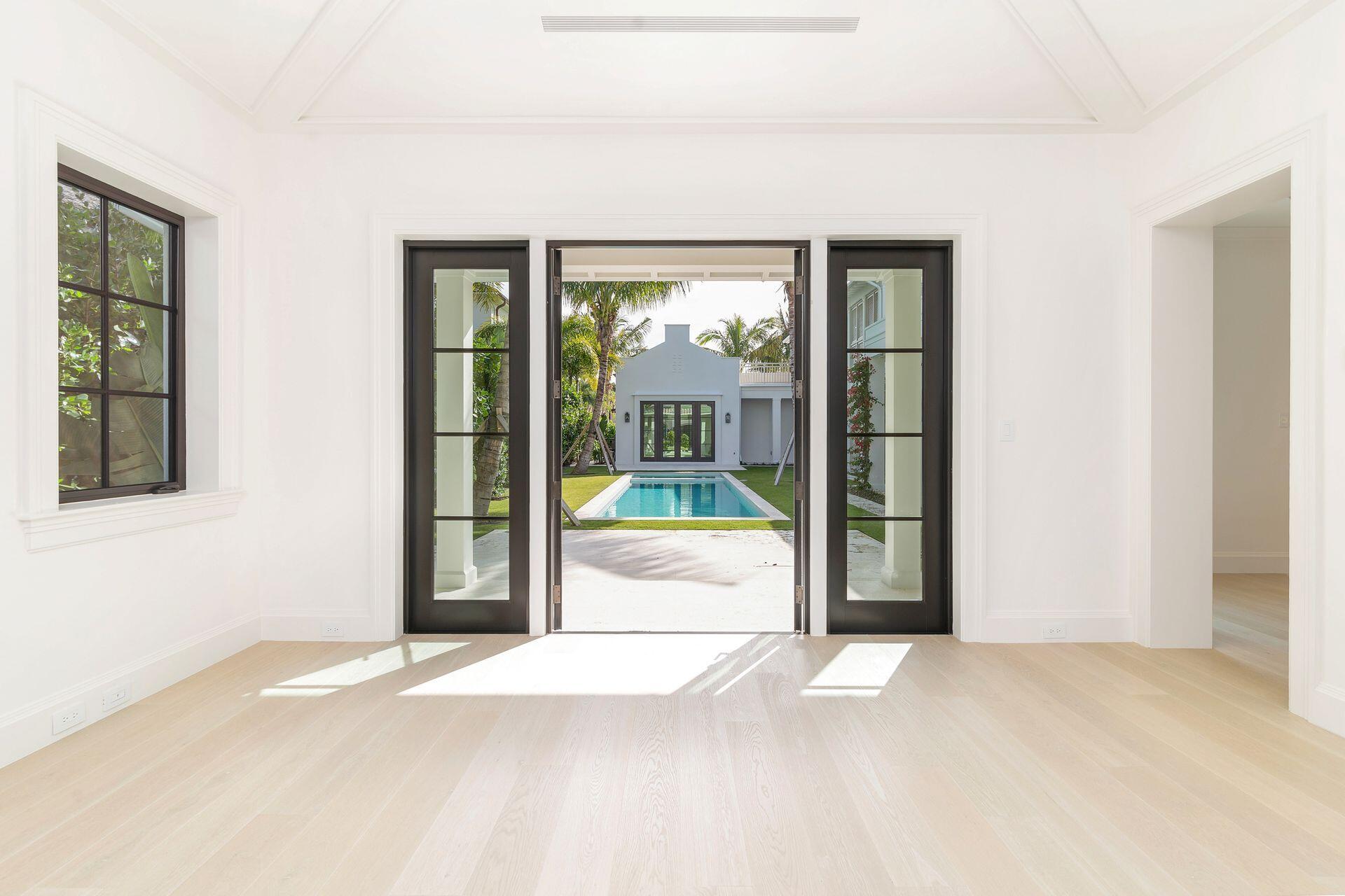 MIRAMAR SHORES - Residential