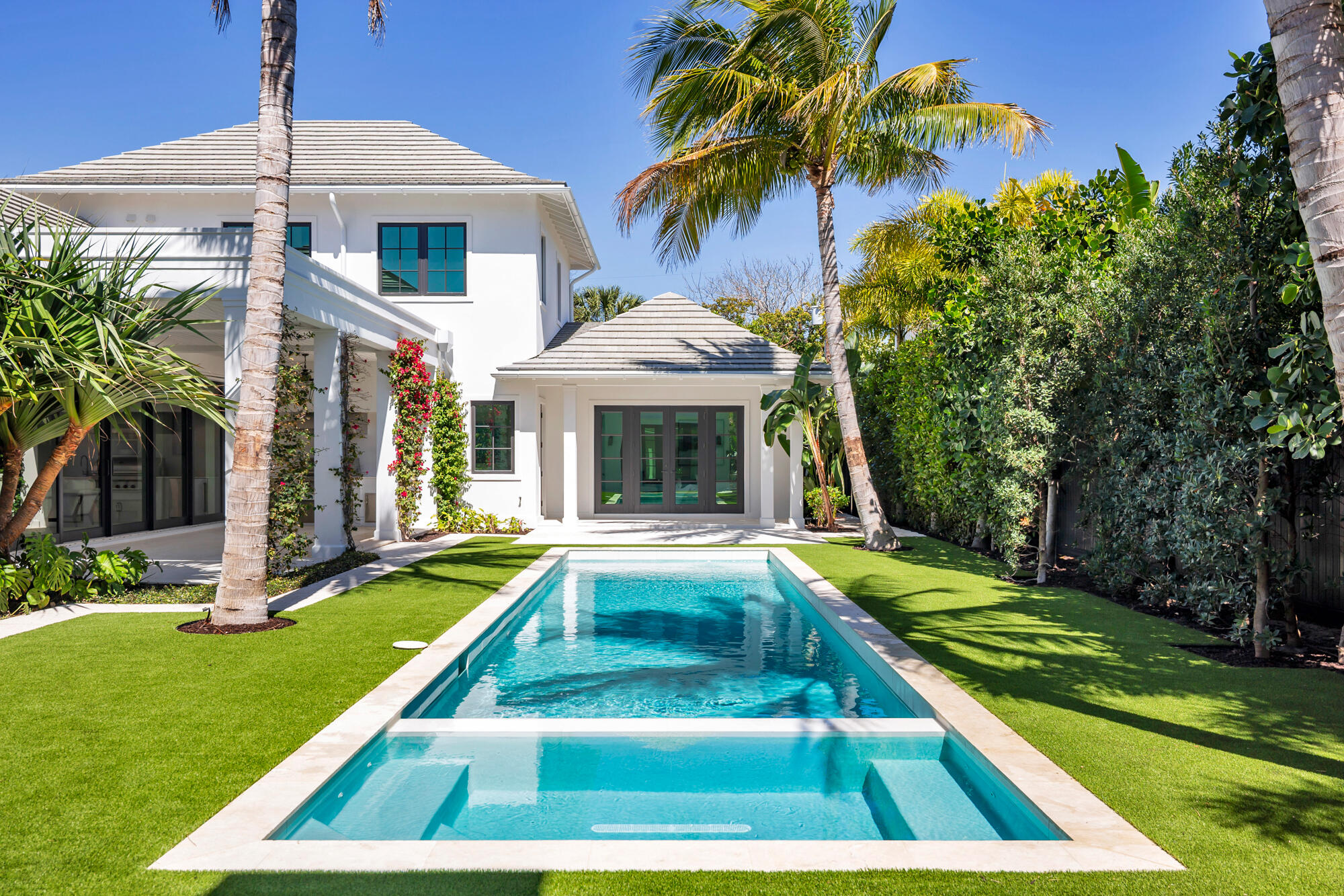 MIRAMAR SHORES - Residential