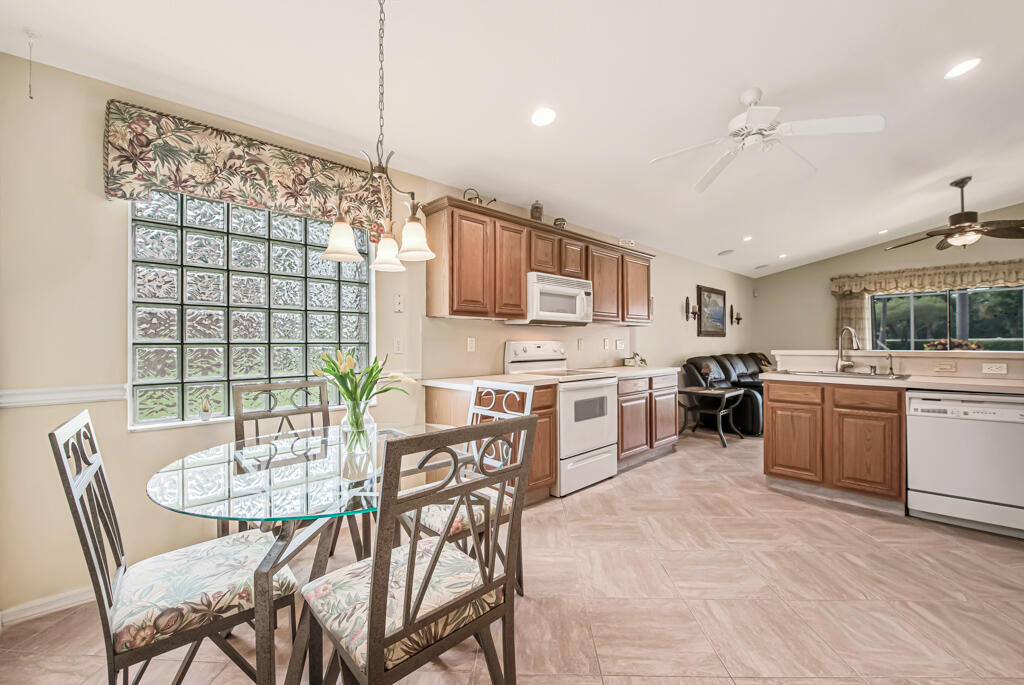 VENETIAN ISLES - Residential