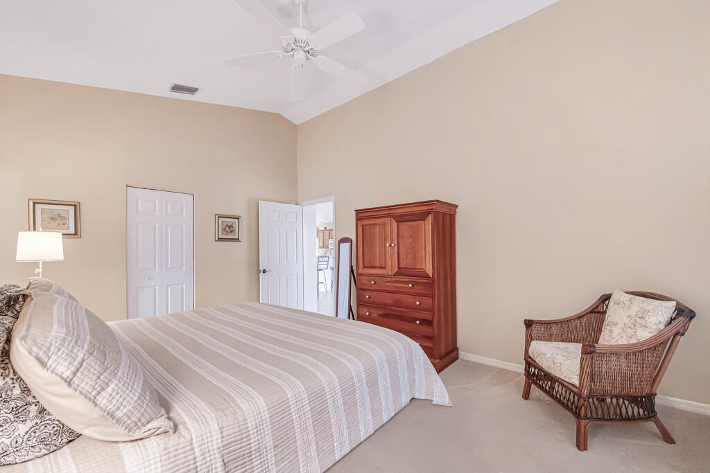 VENETIAN ISLES - Residential