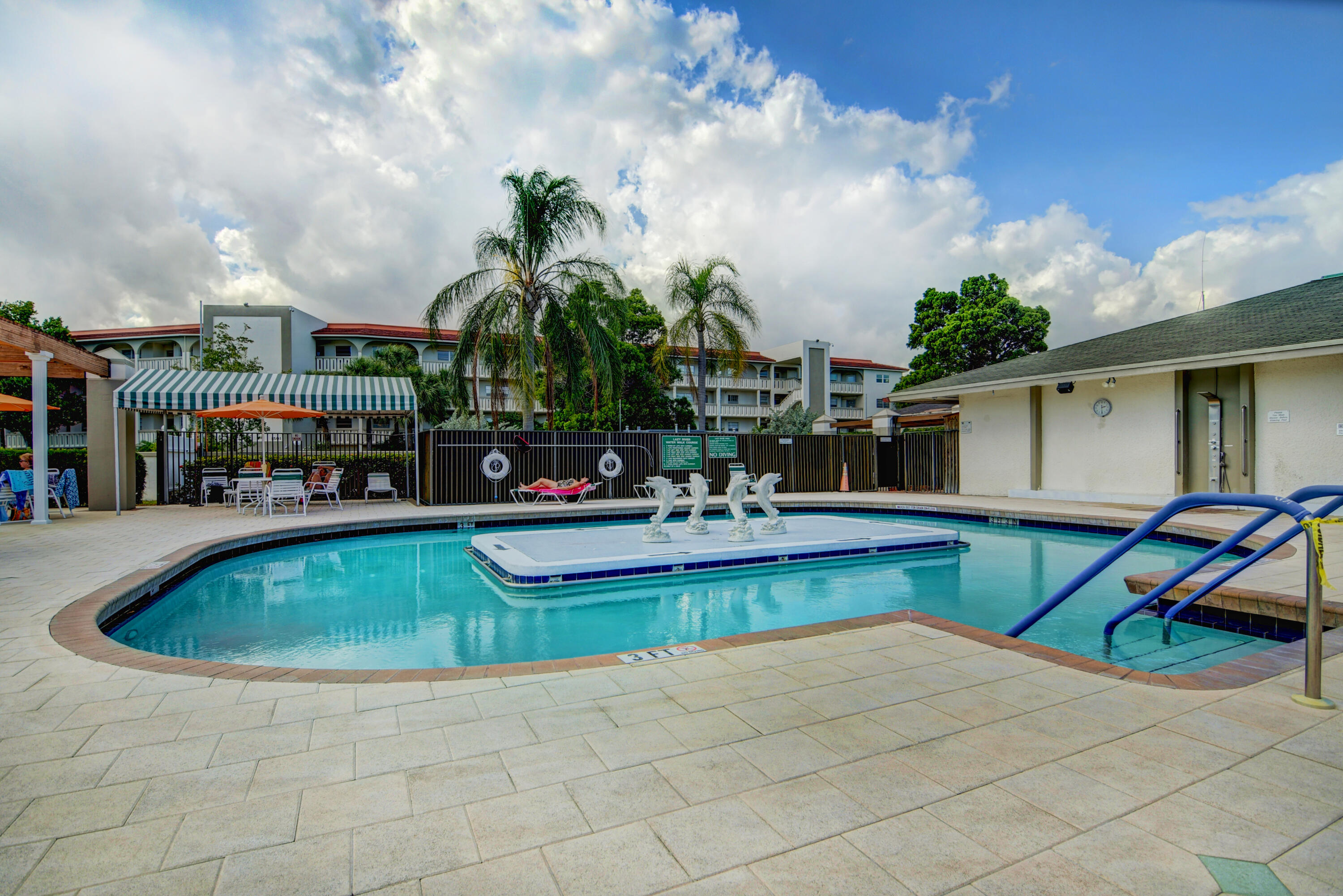 WYNMOOR VILLAGE - Residential
