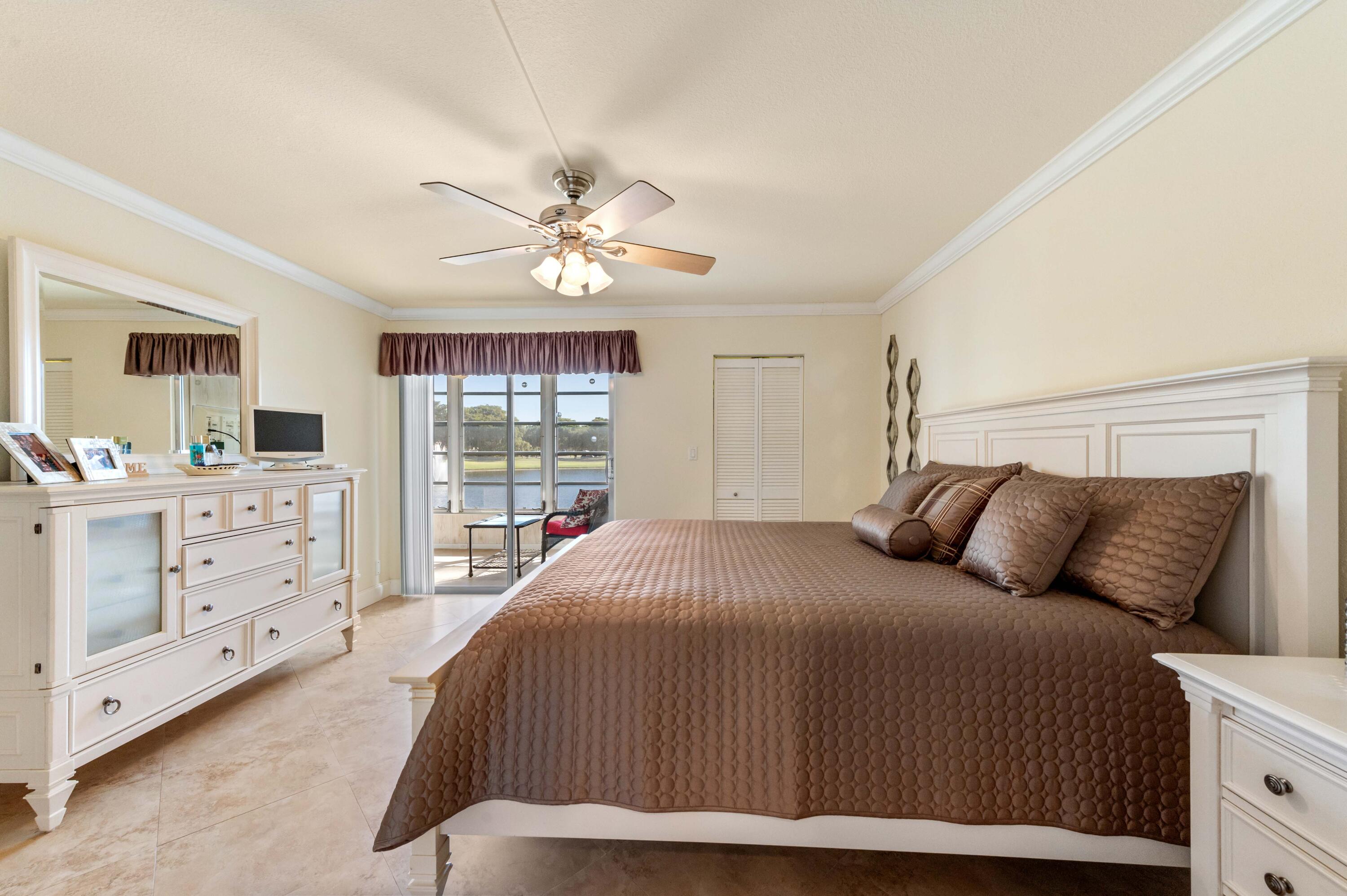 WYNMOOR VILLAGE - Residential
