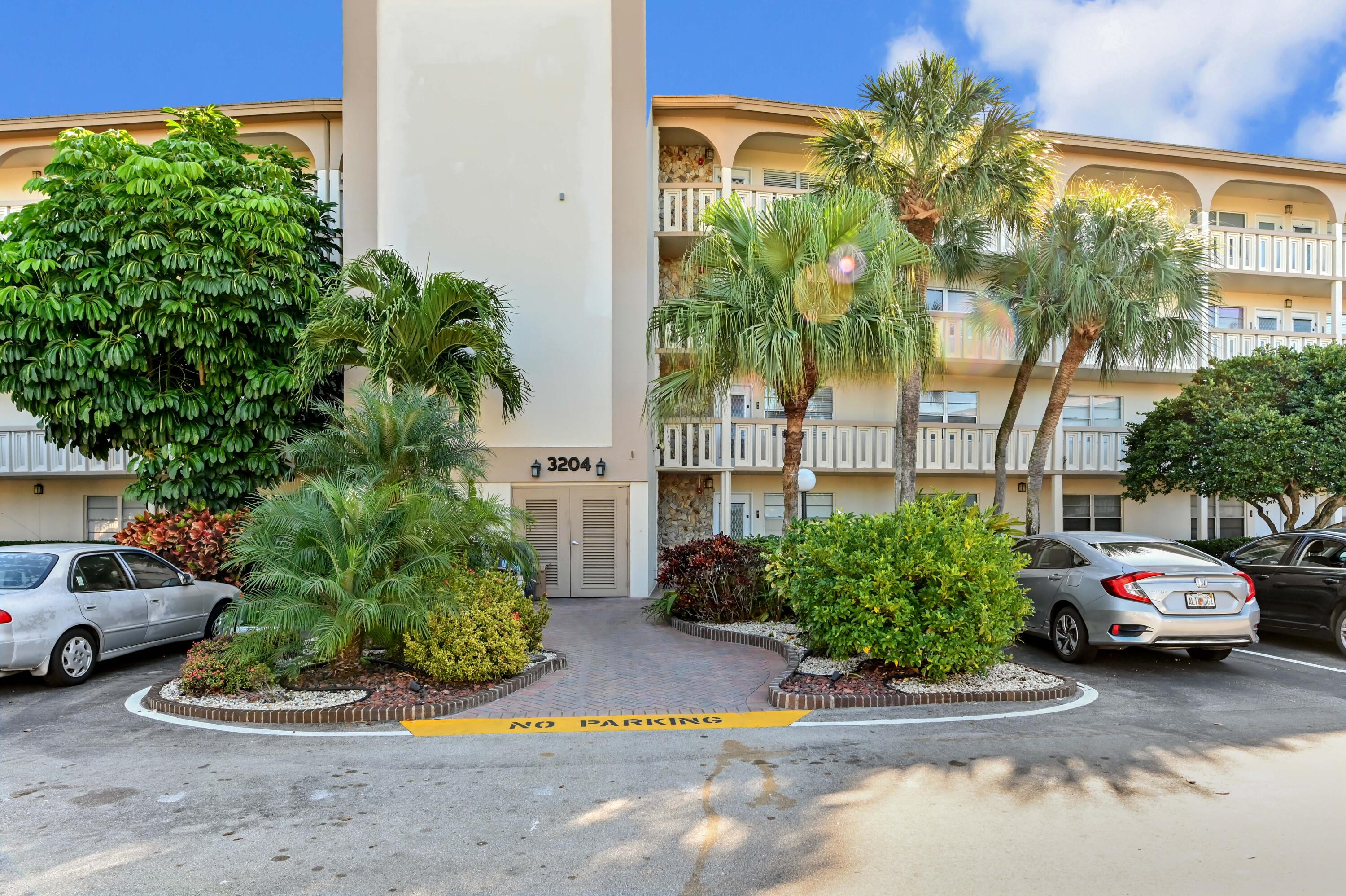 WYNMOOR VILLAGE - Residential