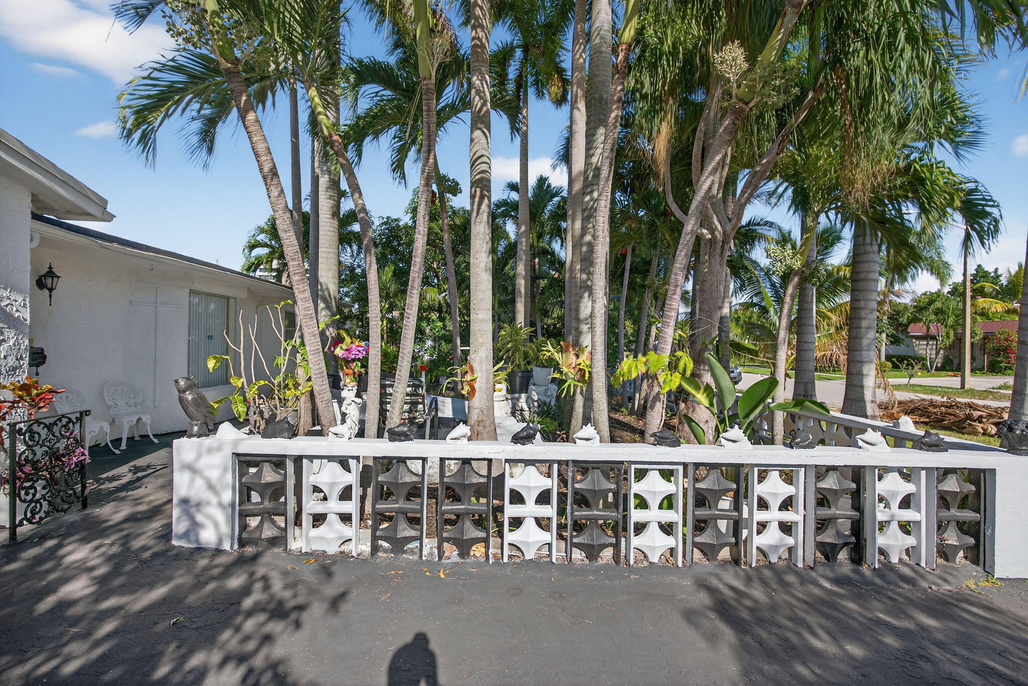 PALM BEACH LAKES SOUTH 2 - Residential