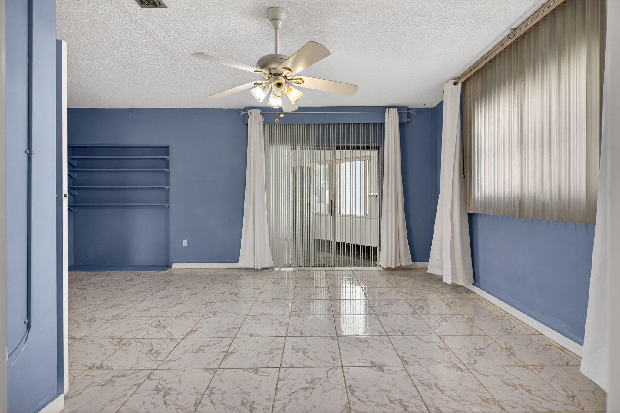 PALM BEACH LAKES SOUTH 2 - Residential