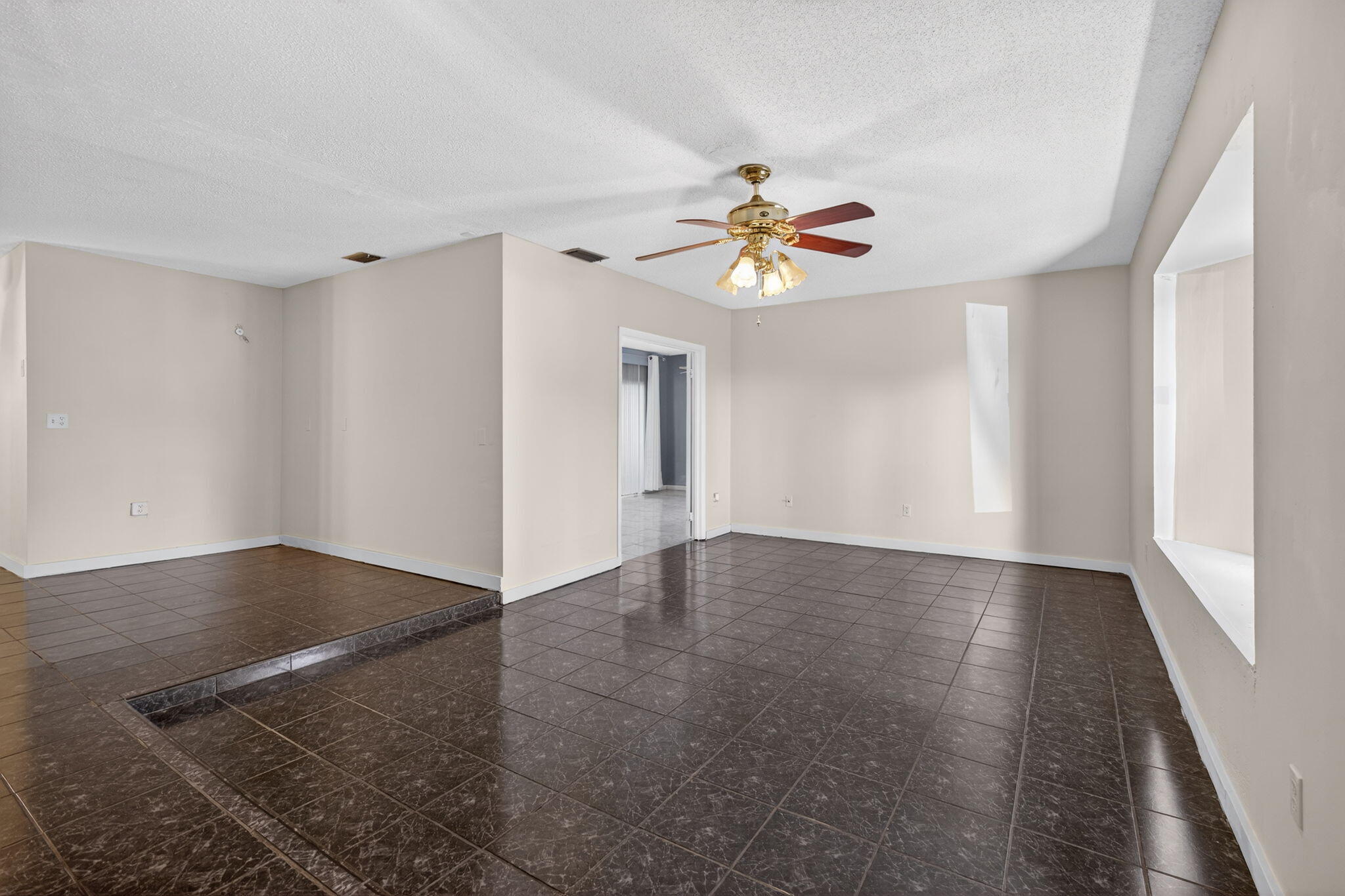 PALM BEACH LAKES SOUTH 2 - Residential