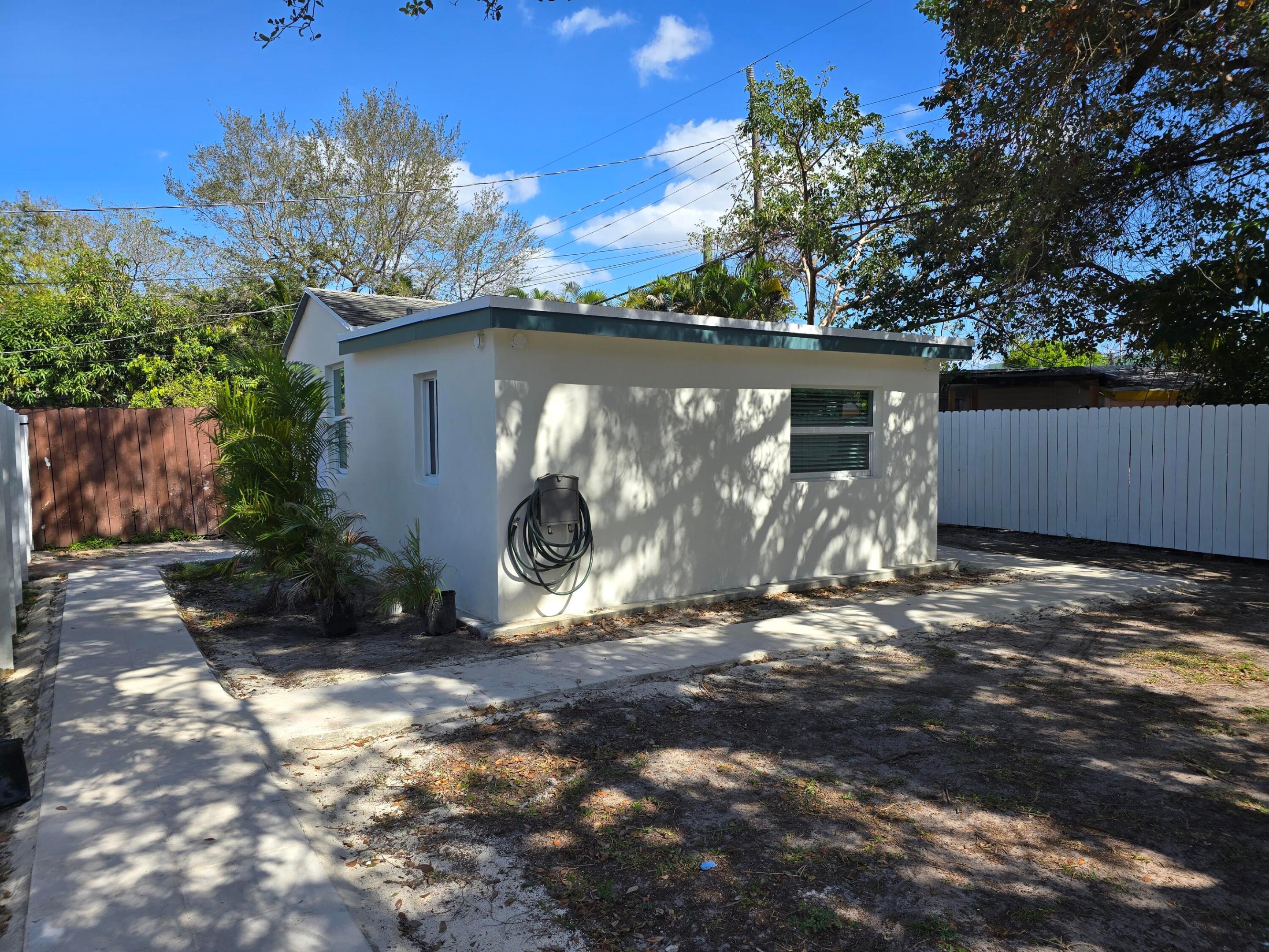 BROWARD HEIGHTS - Residential Lease