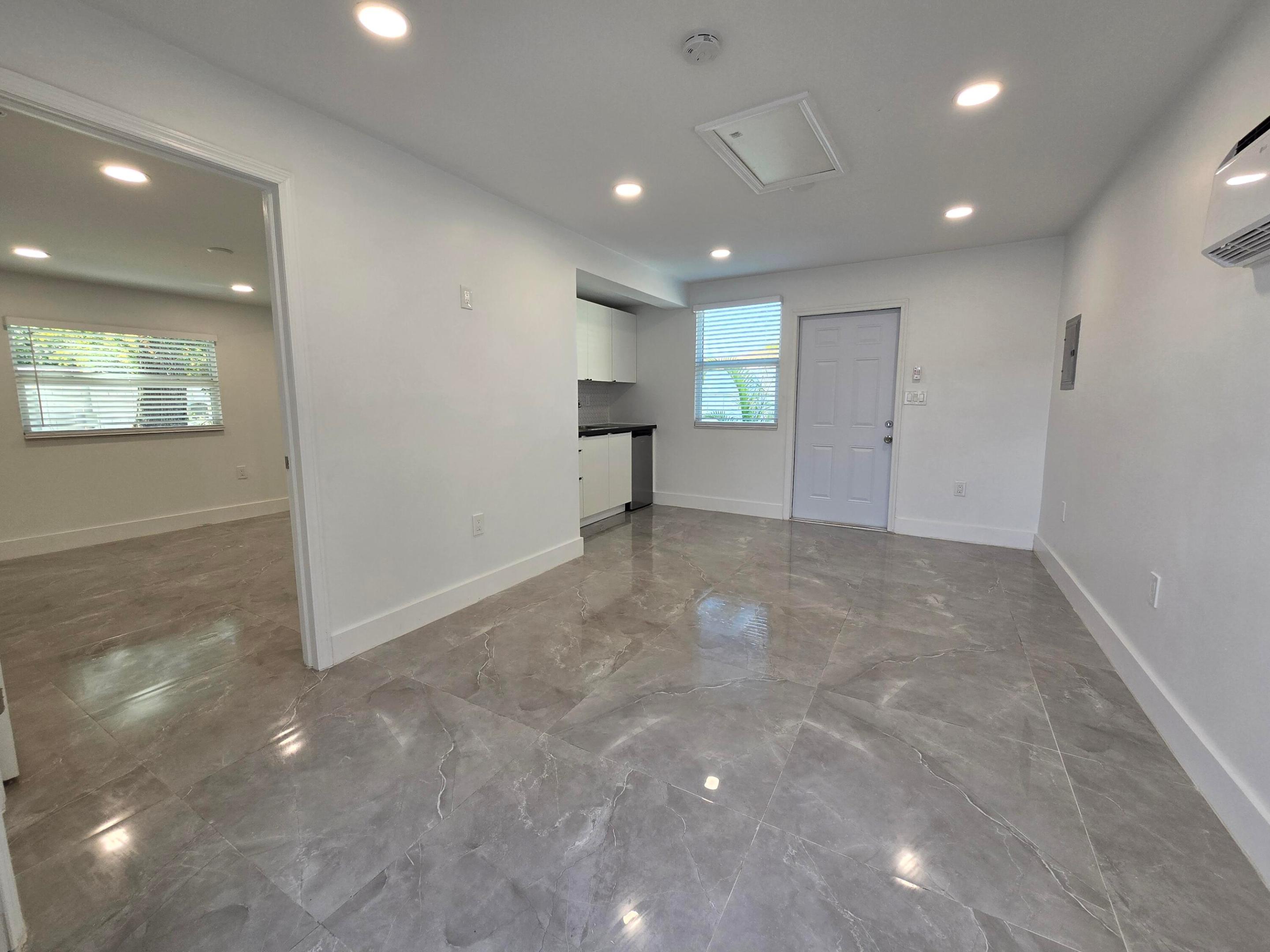 BROWARD HEIGHTS - Residential Lease