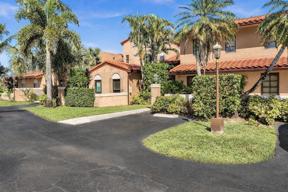 JACARANDA ESTATES CONDO - Residential