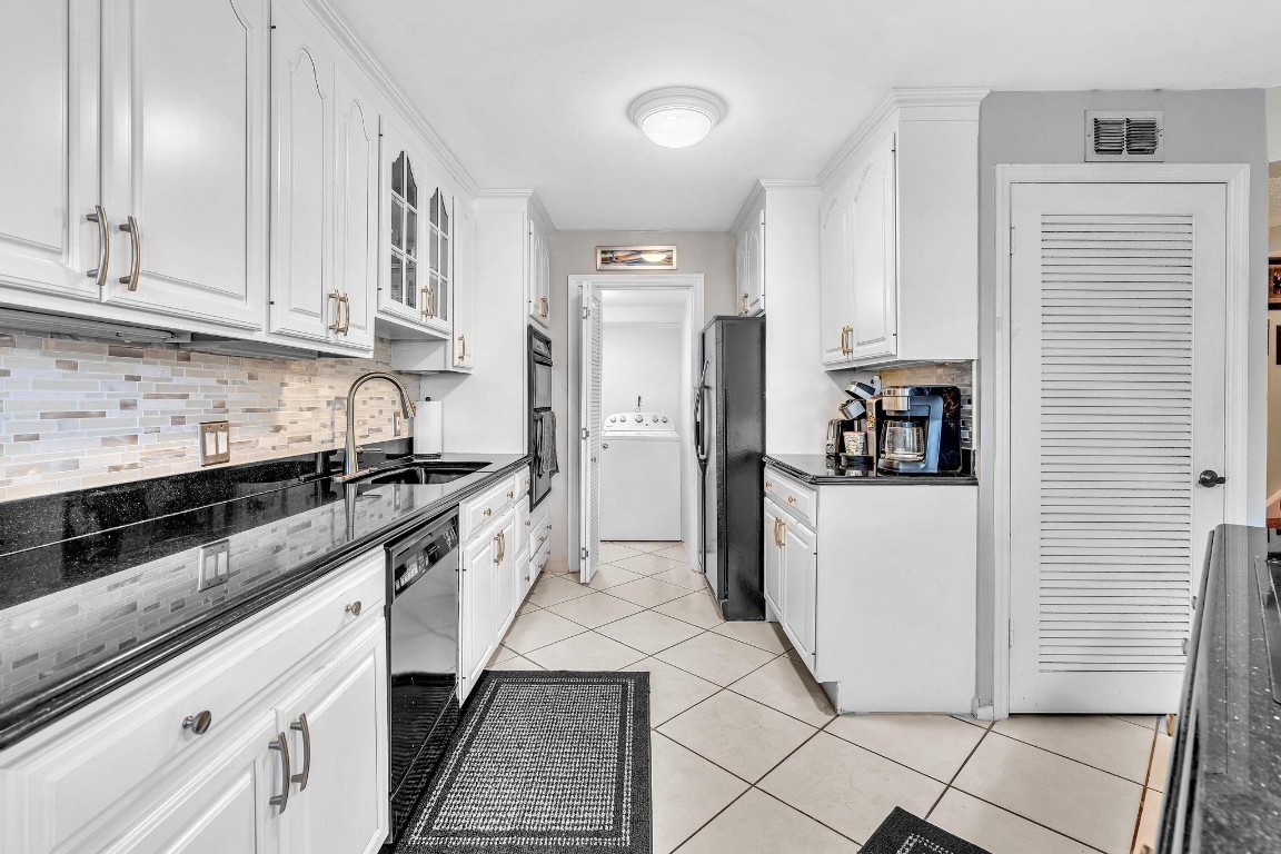 JACARANDA ESTATES CONDO - Residential