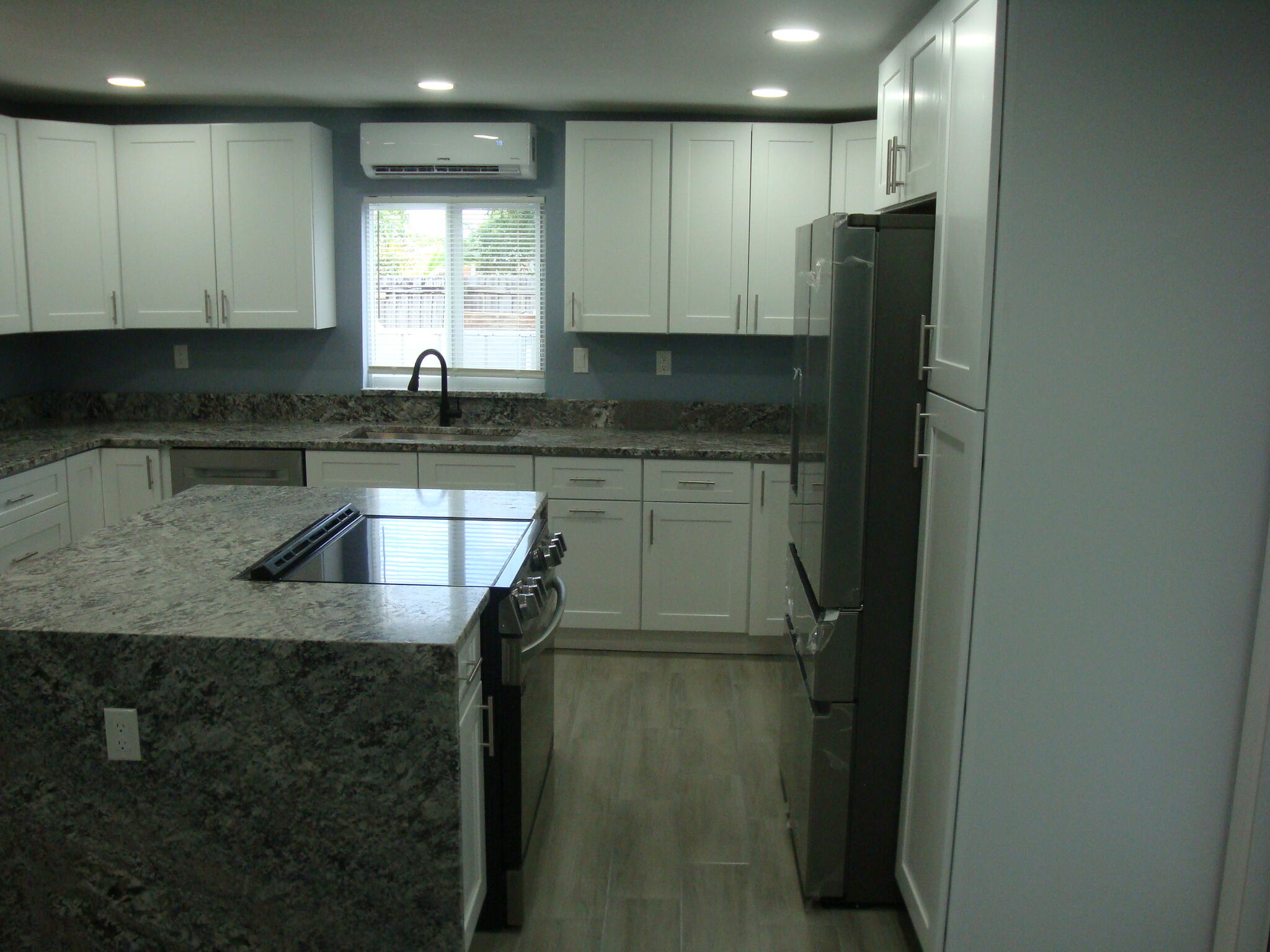 FOREST HILL VILLAGE 1 - Residential