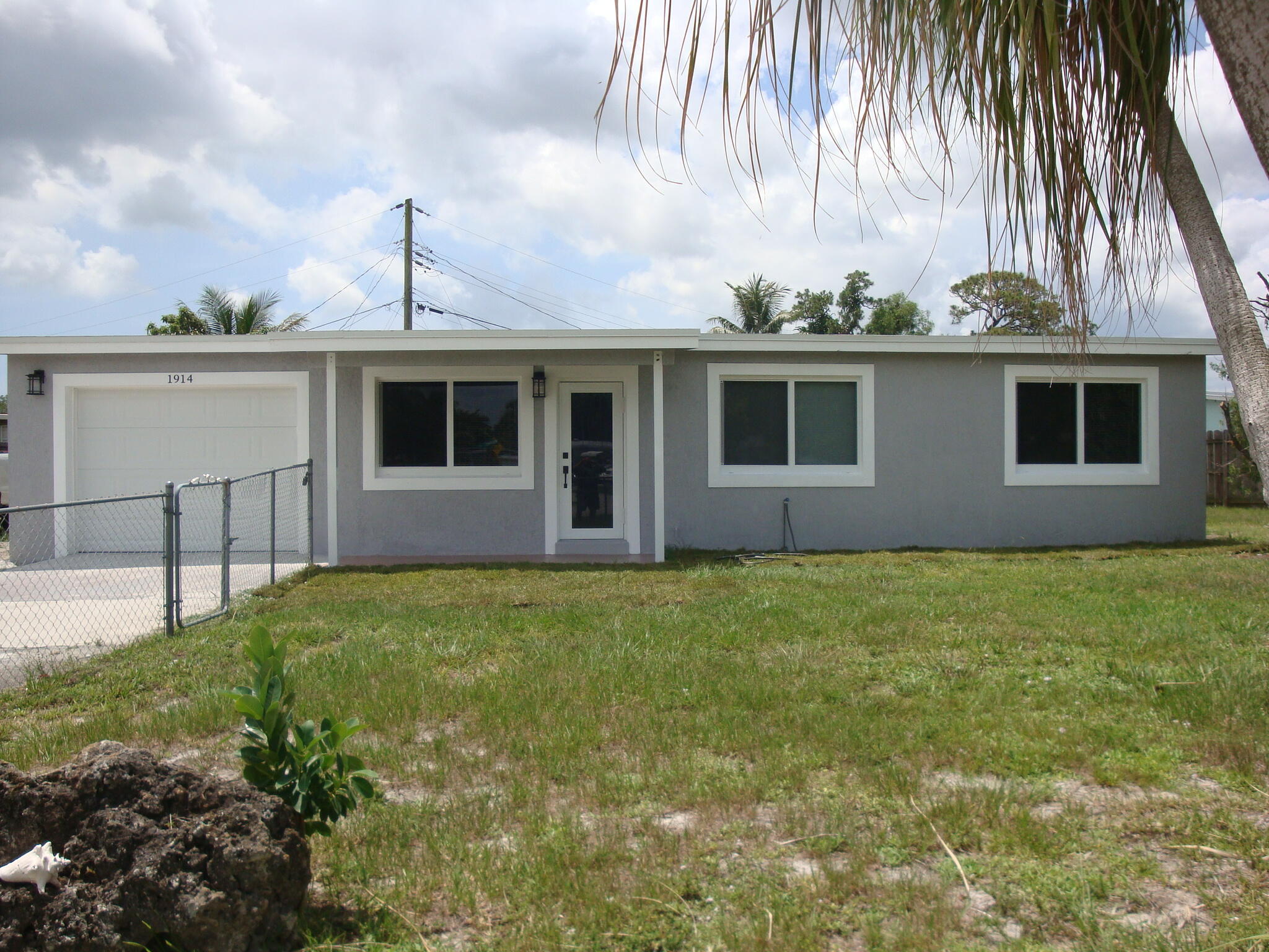 FOREST HILL VILLAGE 1 - Residential