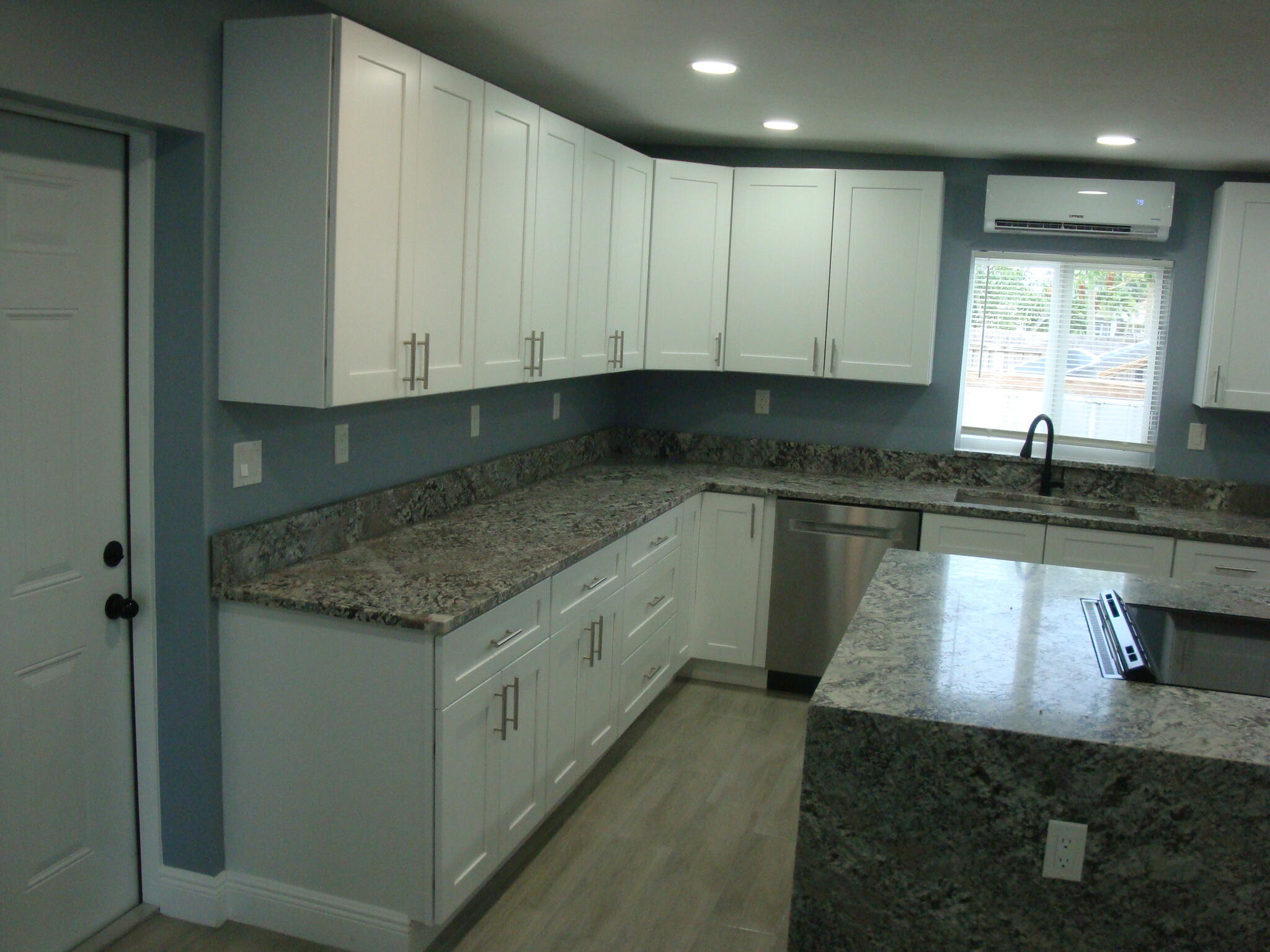 FOREST HILL VILLAGE 1 - Residential