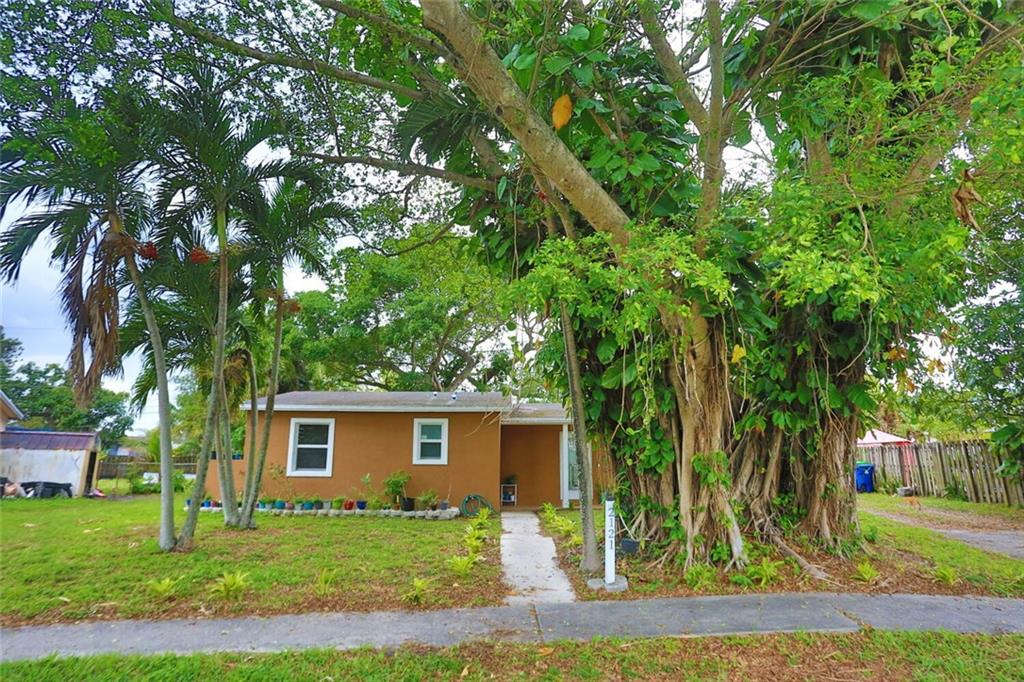 Sunrise Golf Village Sec - Residential