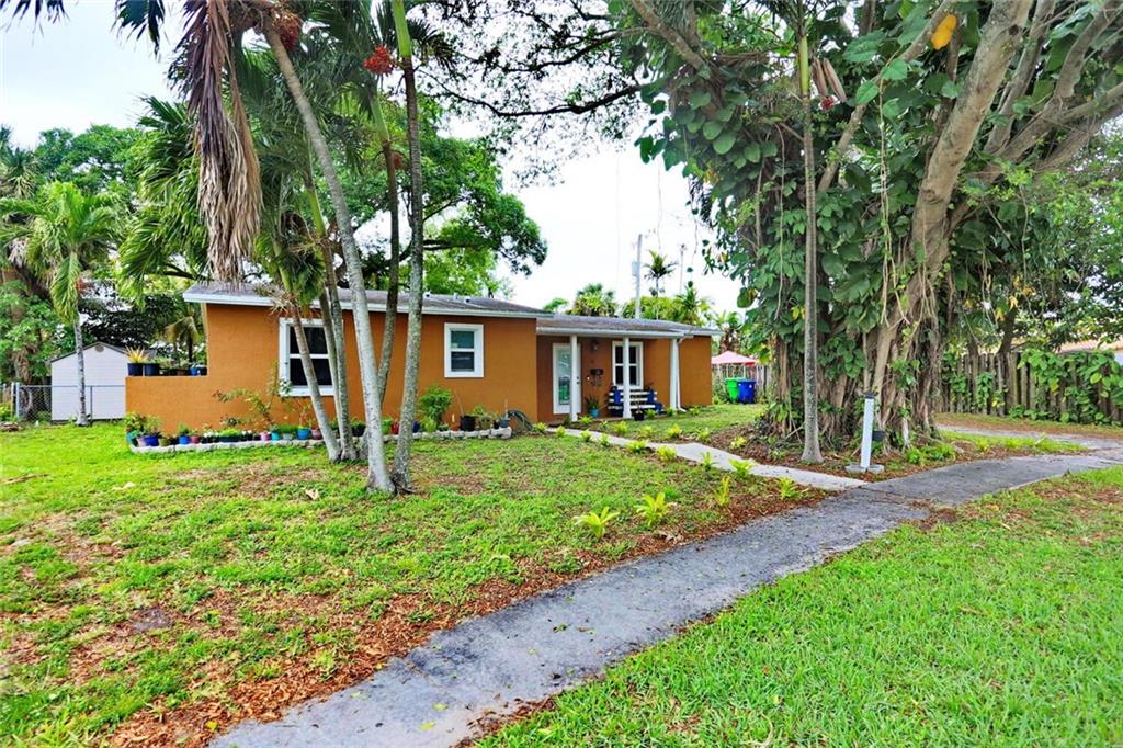 Sunrise Golf Village Sec - Residential