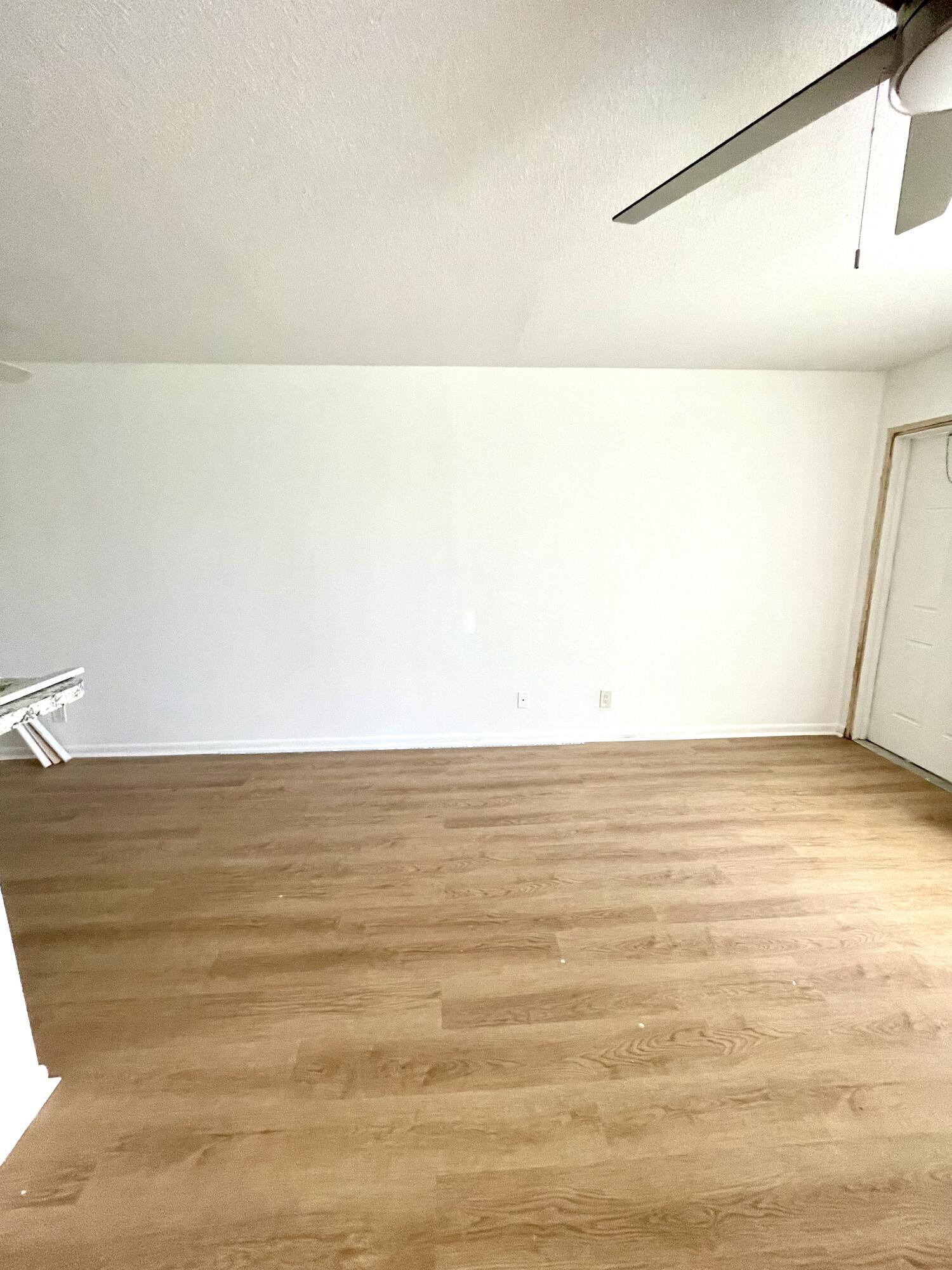 EASTHAMPTON CONDO - Residential