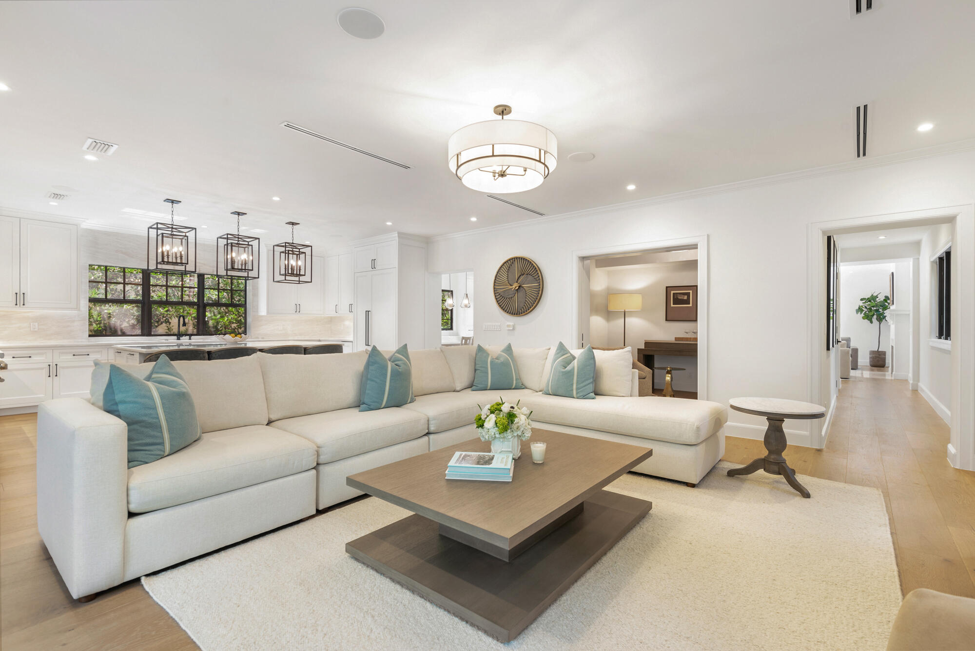 LAKEWOOD - Residential
