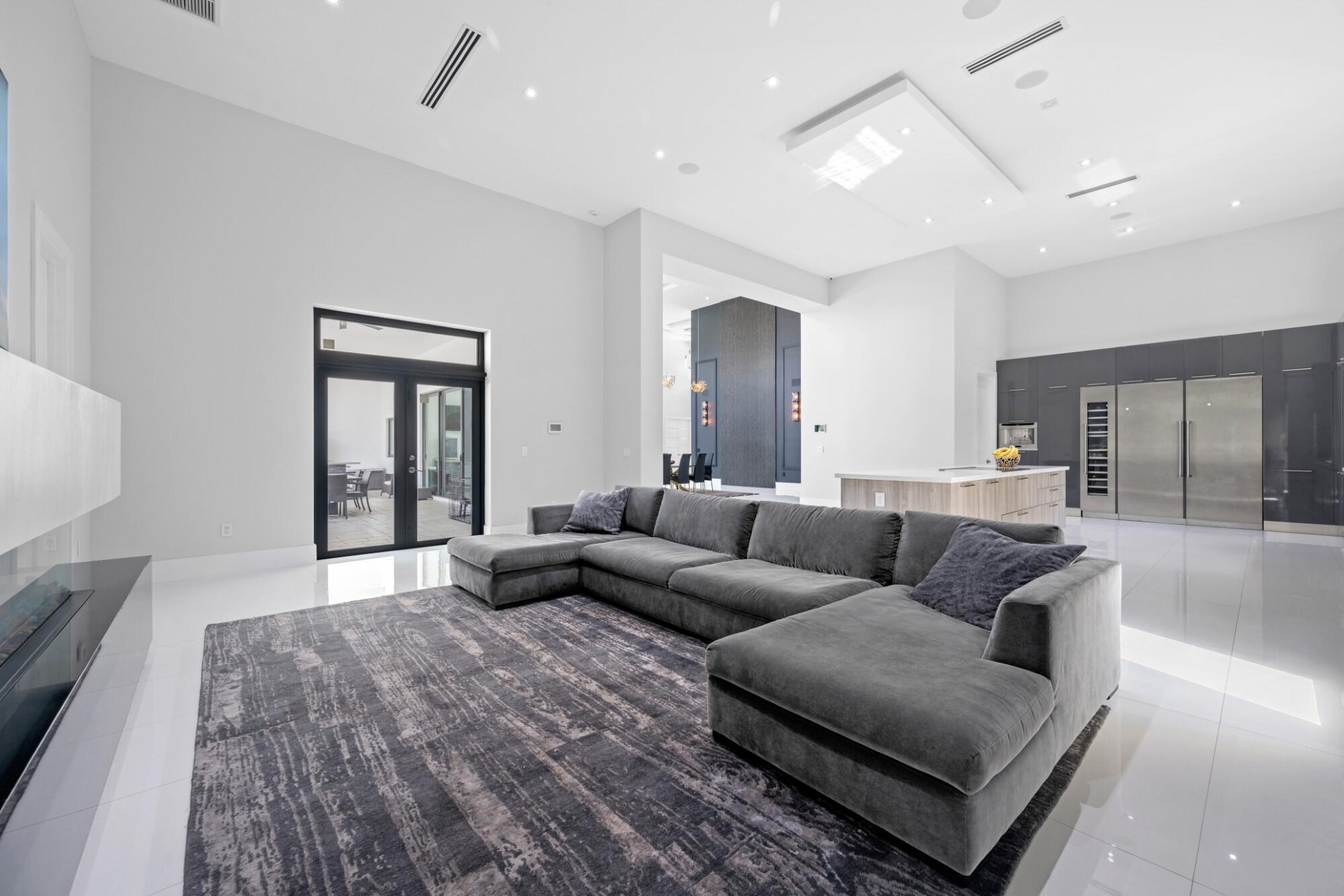 FLA FRUIT LANDS CO - Residential