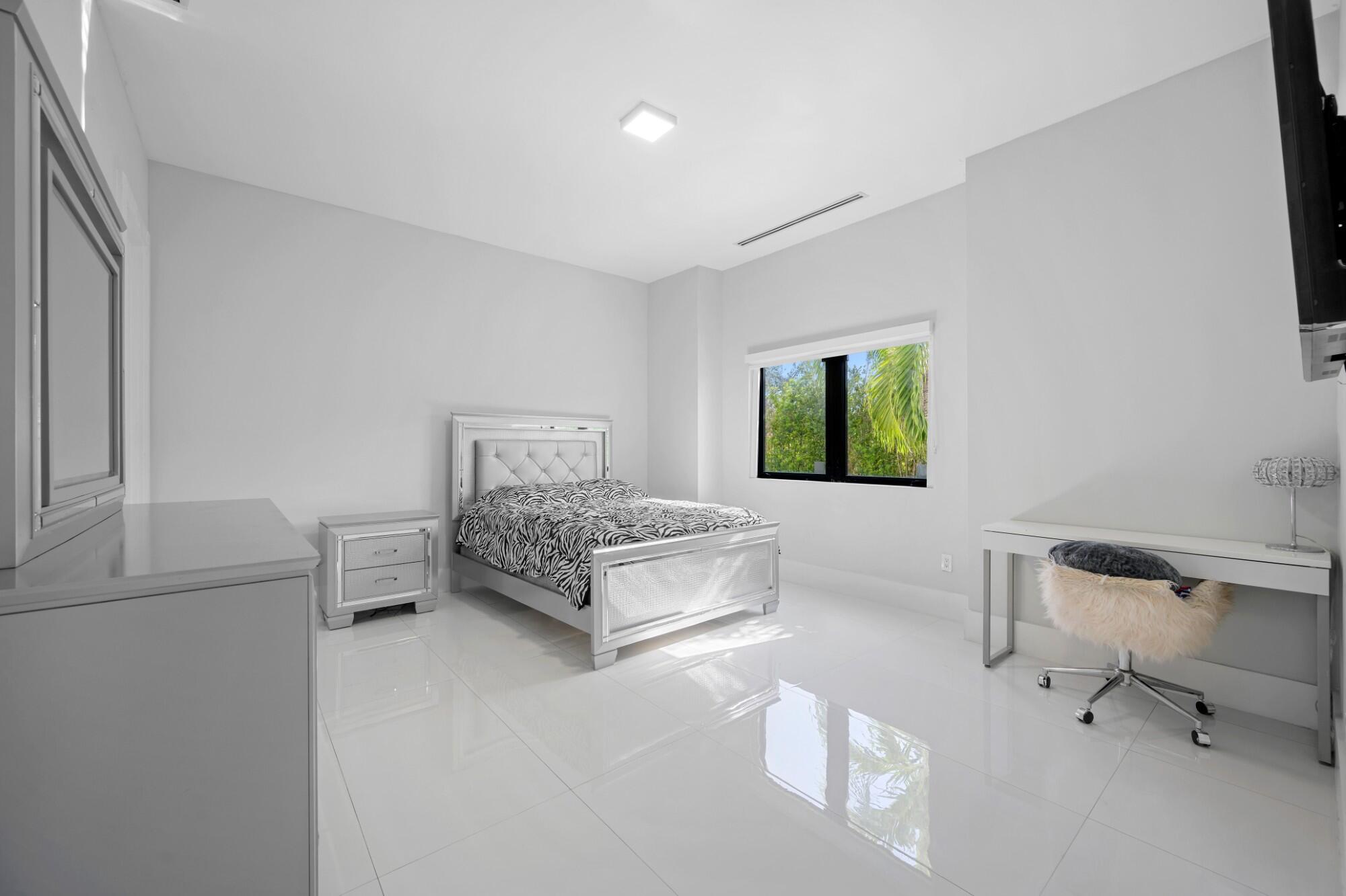FLA FRUIT LANDS CO - Residential