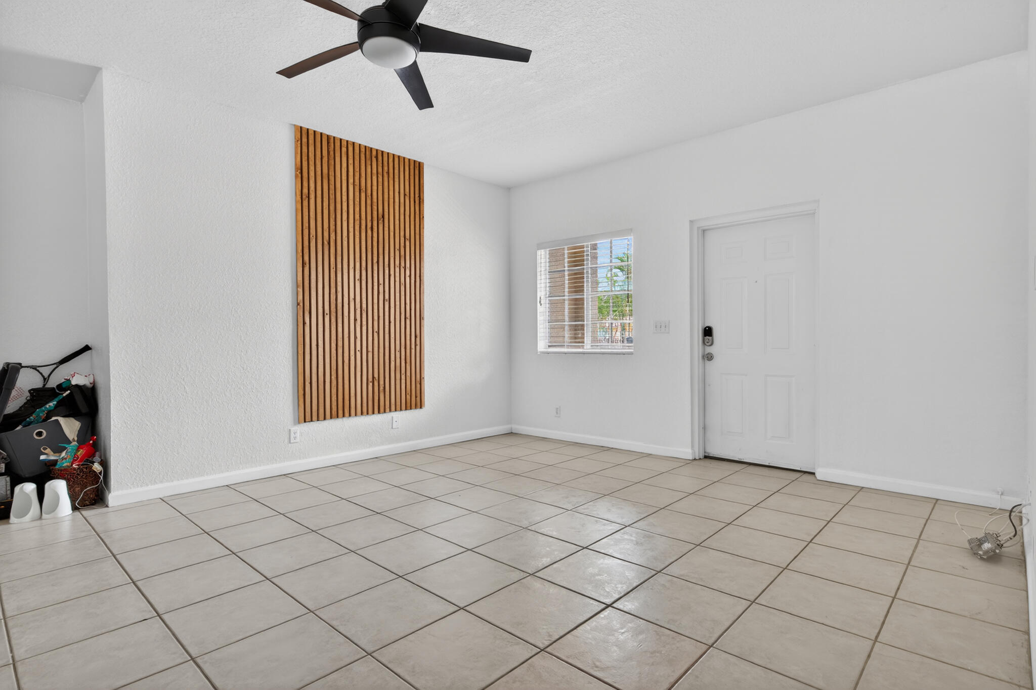 WASHINGTON PALMS CONDO - Residential Lease