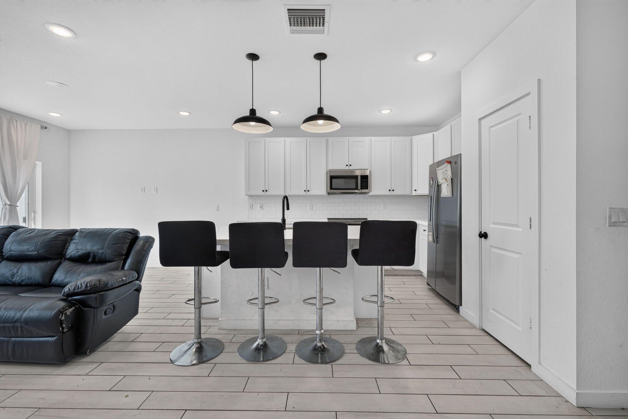 RIVER PLACE ON THE ST LUCIE NO. 8 - Residential Lease