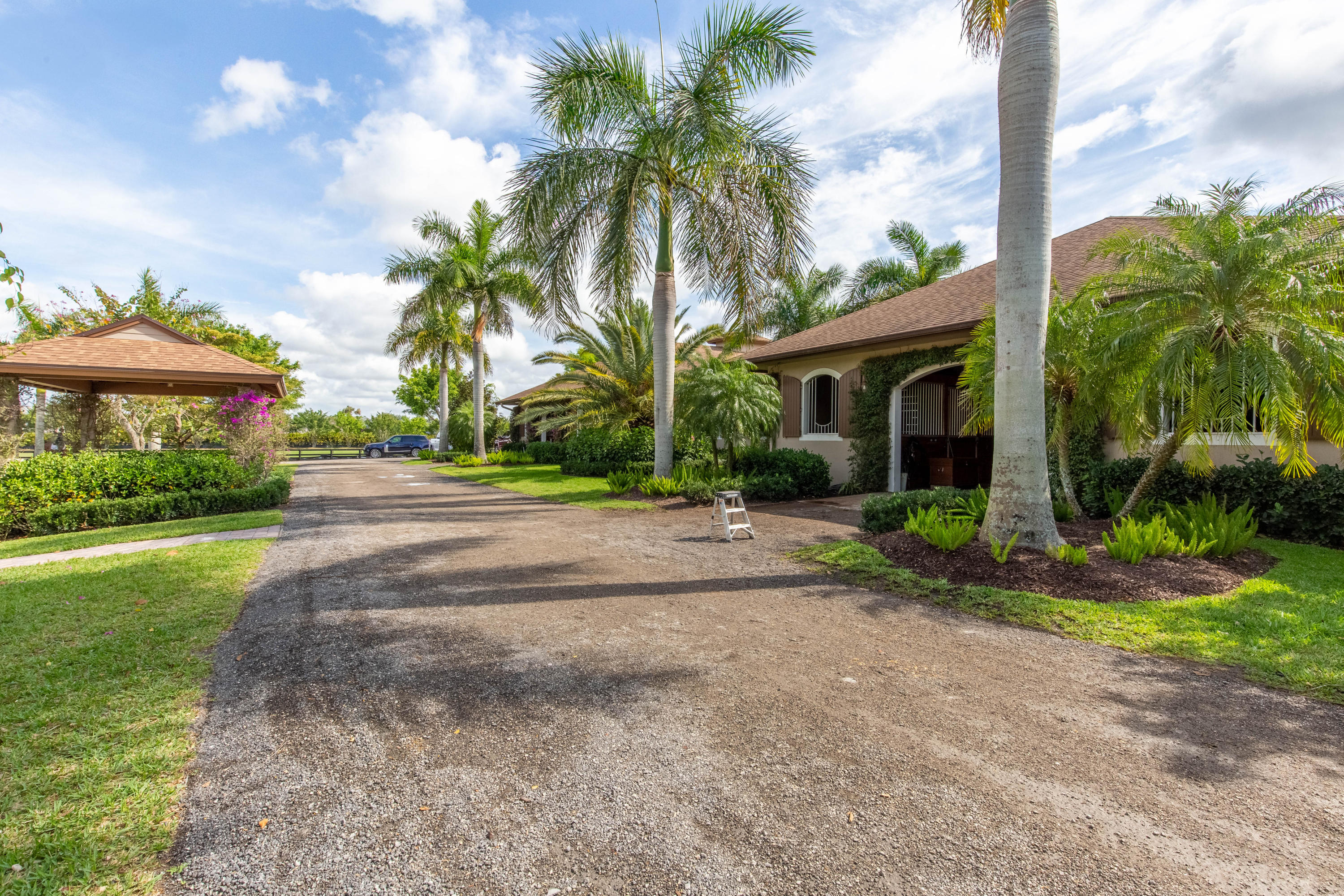 PALM BEACH POINT EAST - Residential
