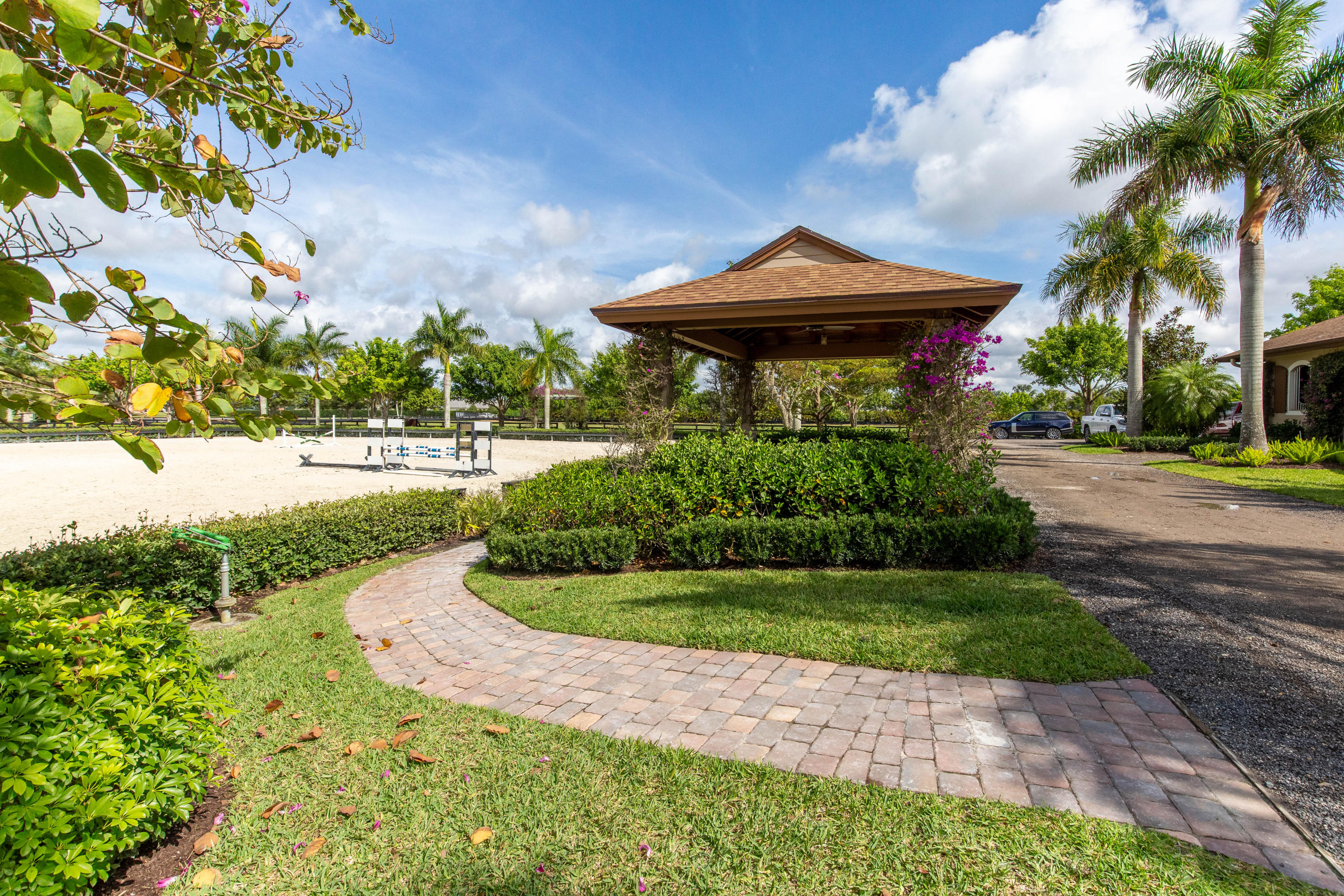 PALM BEACH POINT EAST - Residential