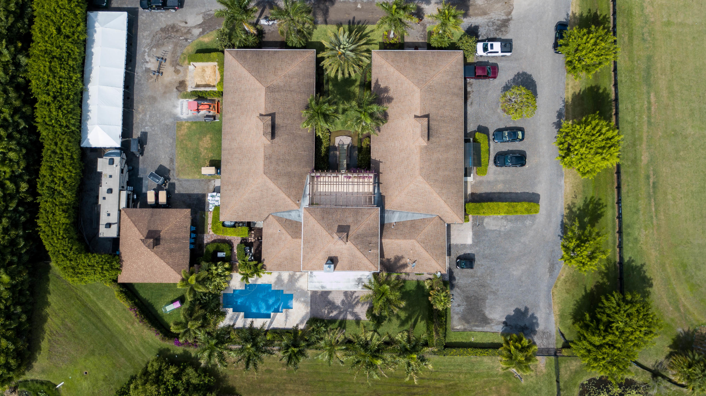 PALM BEACH POINT EAST - Residential