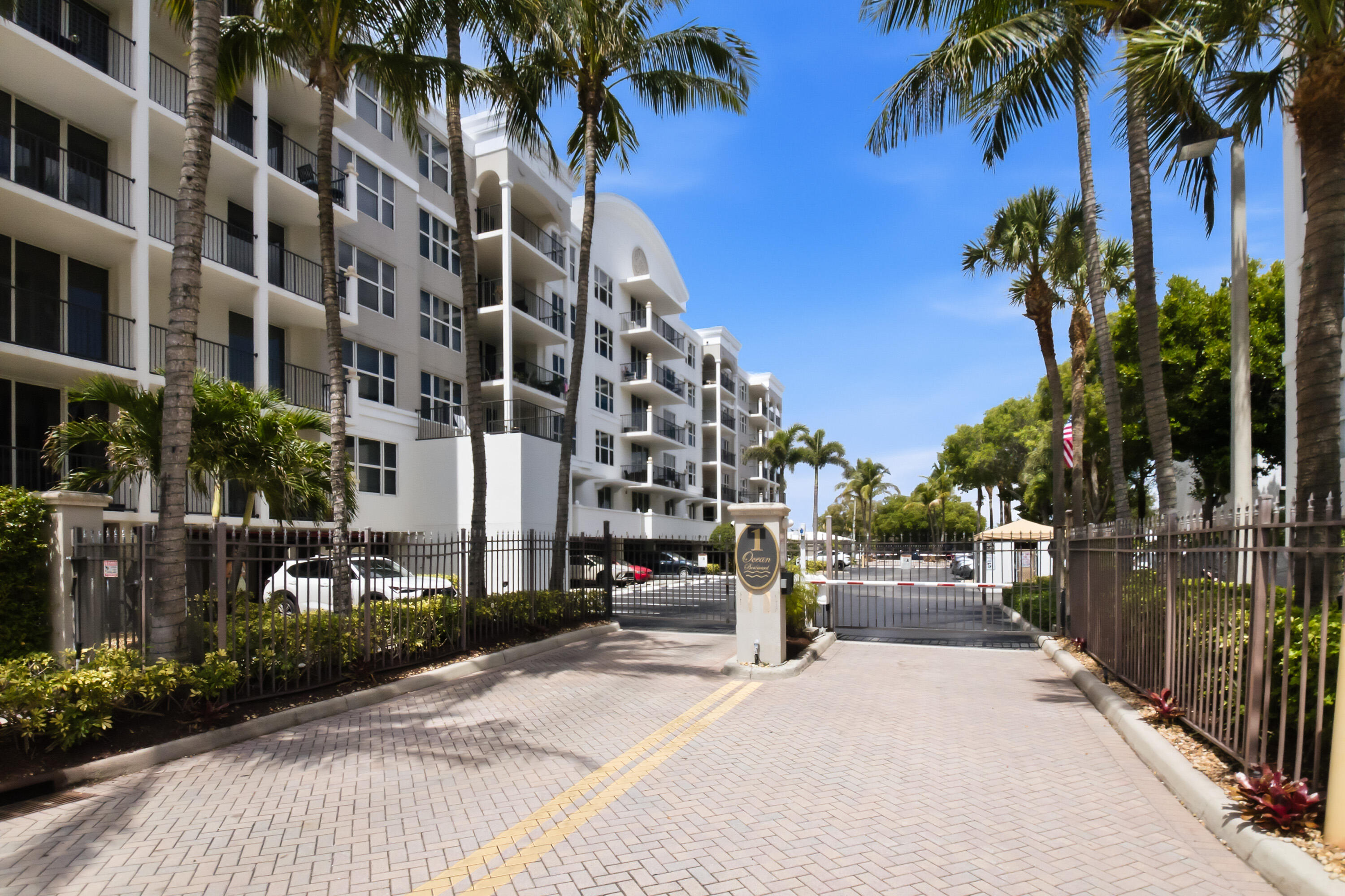 1 OCEAN BOULEVARD CONDO - Residential