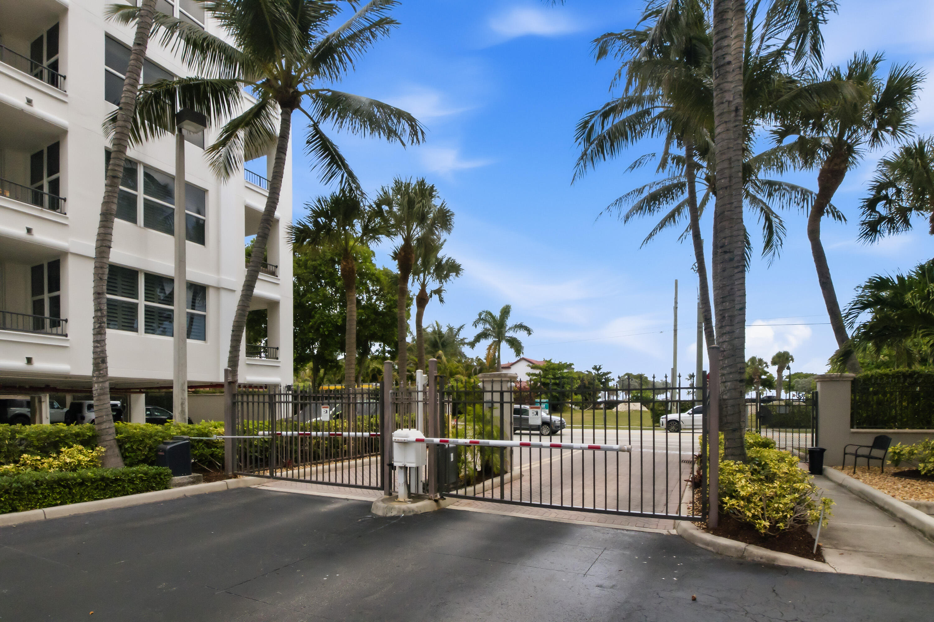 1 OCEAN BOULEVARD CONDO - Residential
