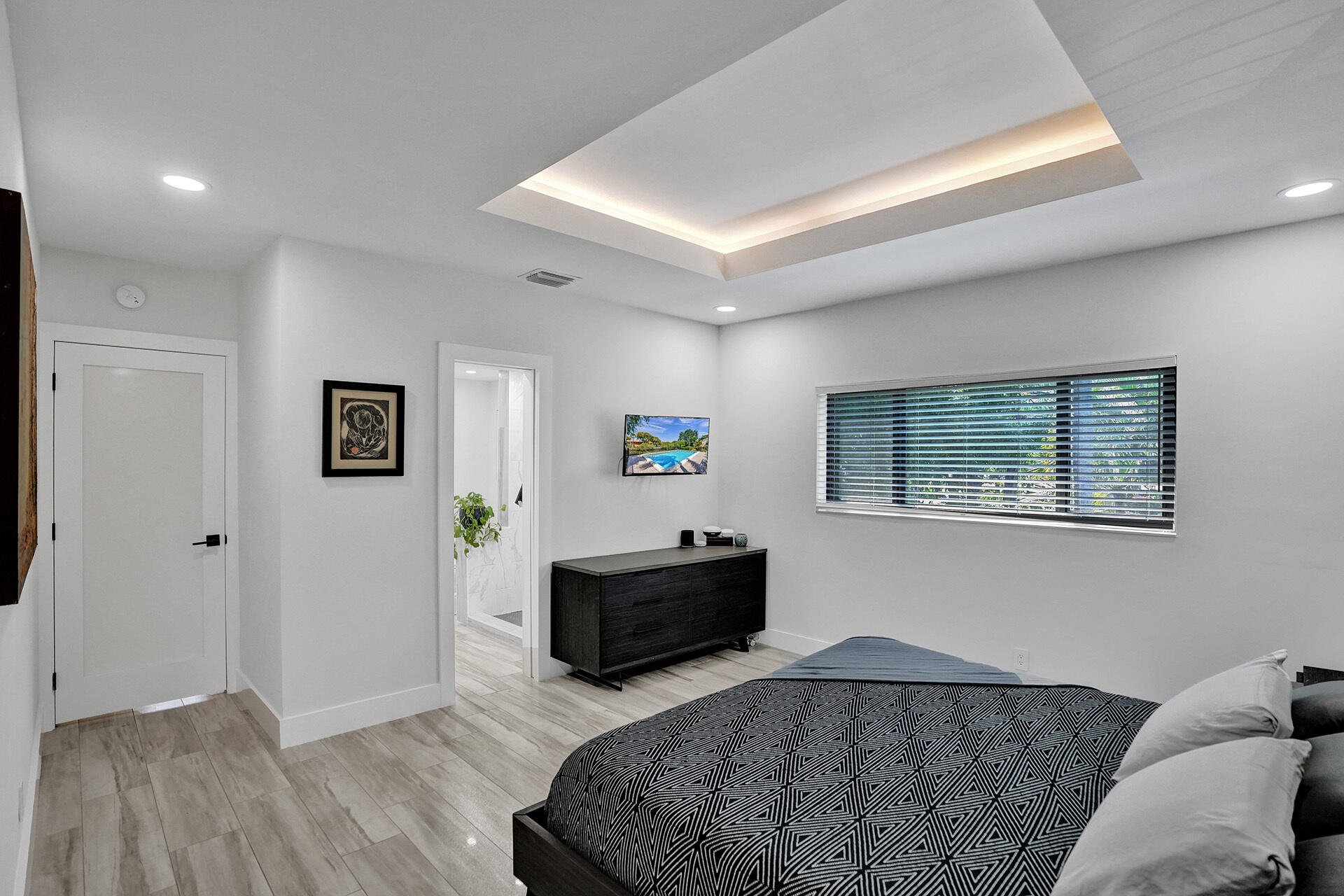 MIDDLE RIVER TOWNHOUSES - Residential Lease