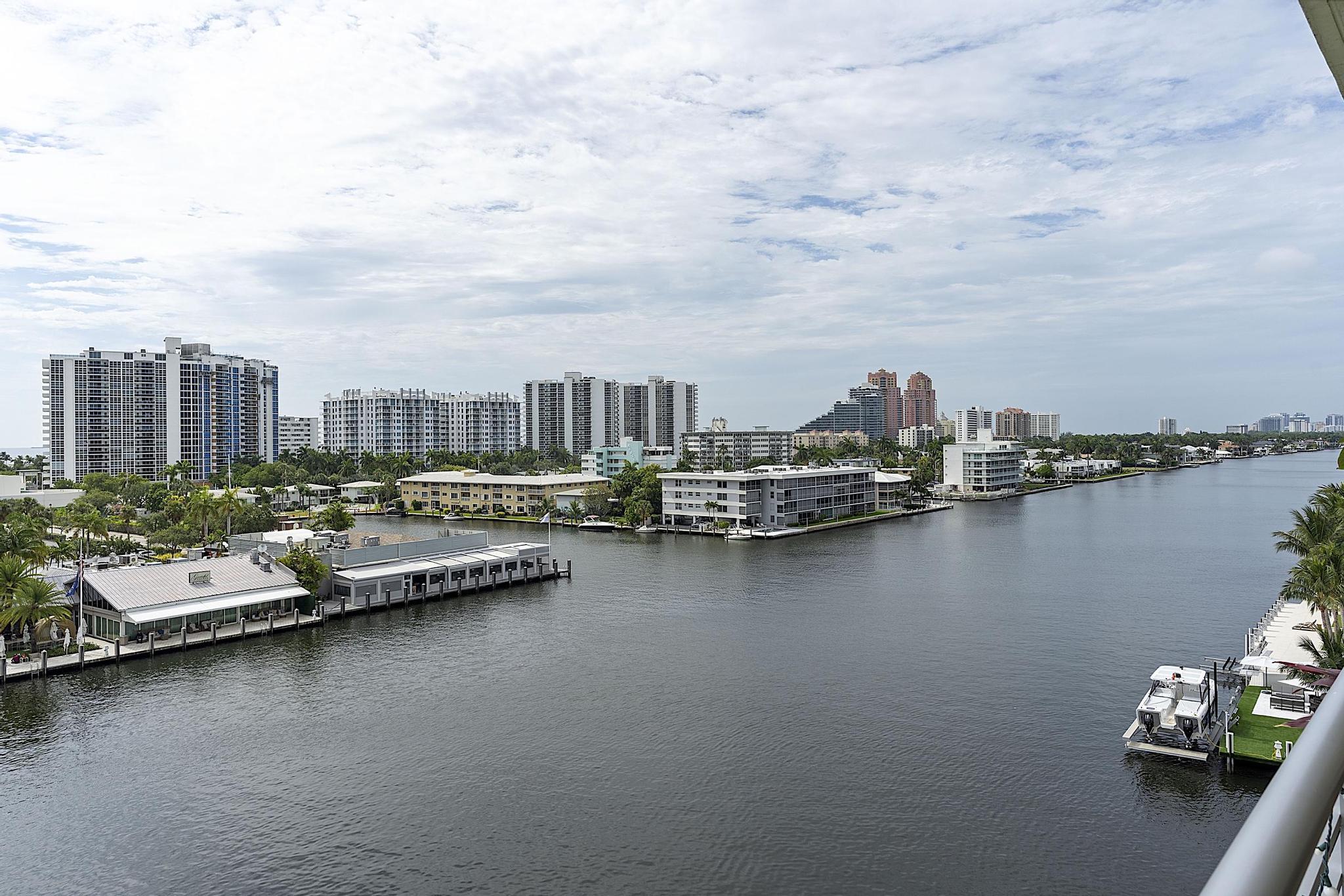 LAUDERDALE TOWER CONDO - Residential