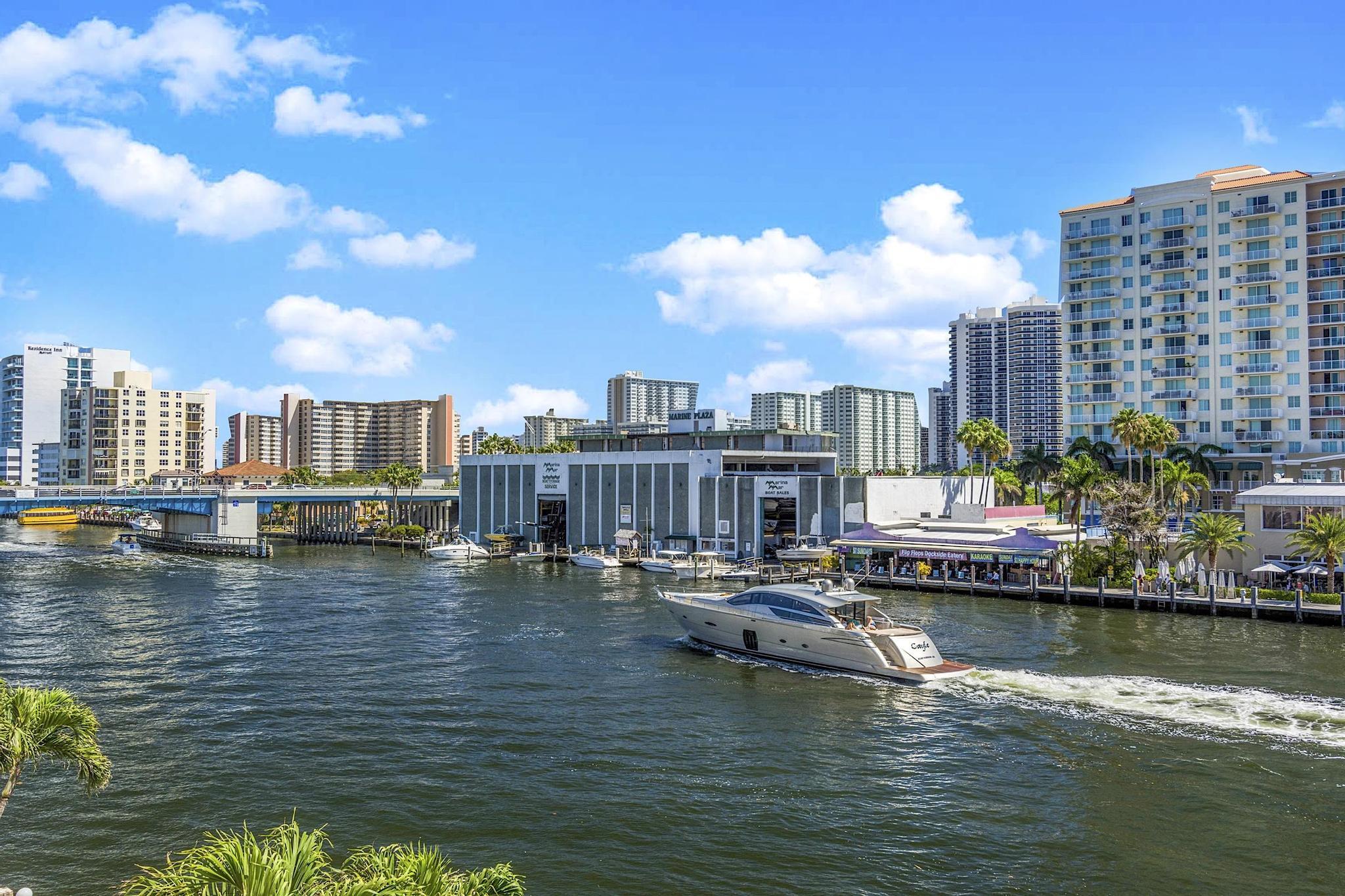 LAUDERDALE TOWER CONDO - Residential