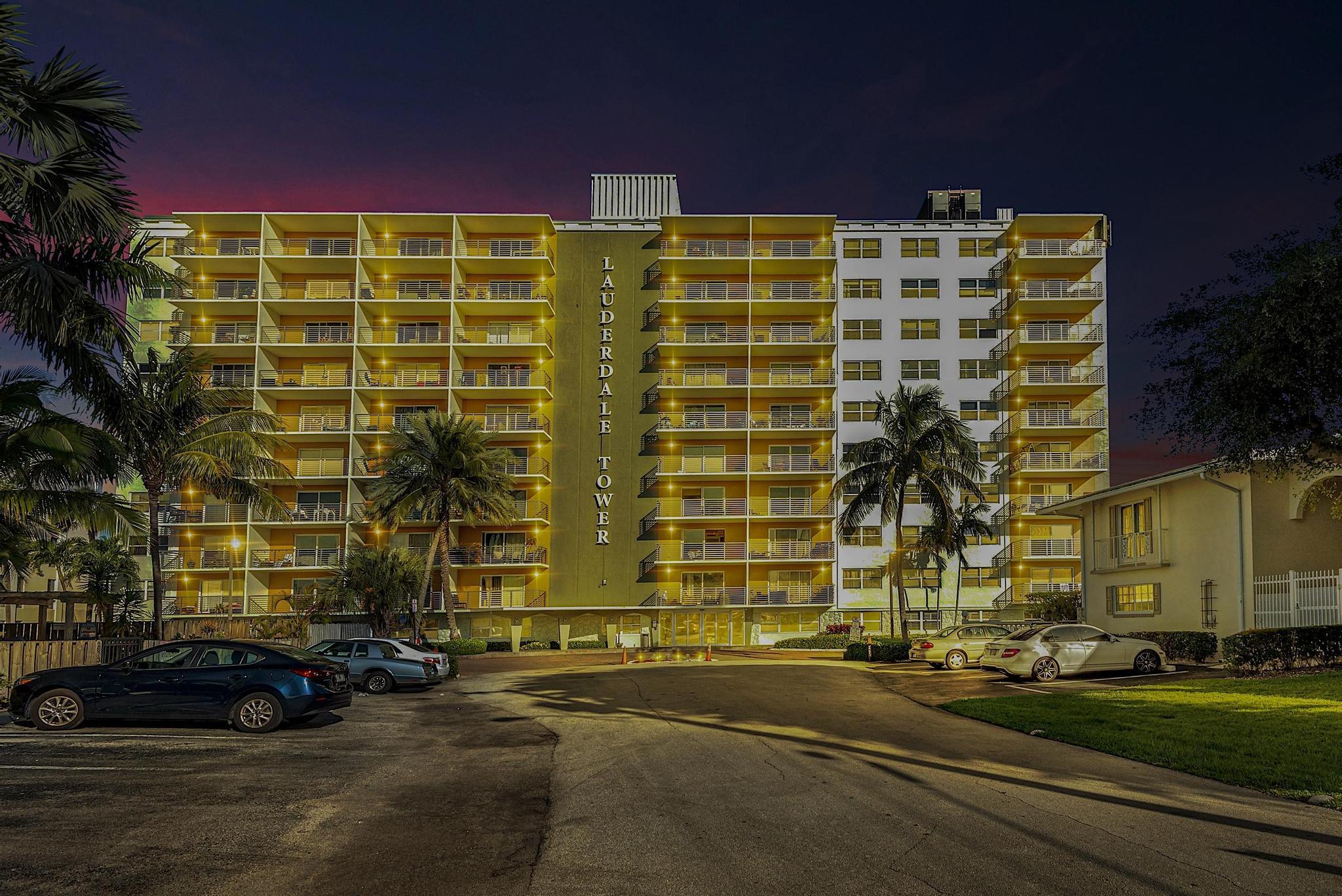 LAUDERDALE TOWER CONDO - Residential