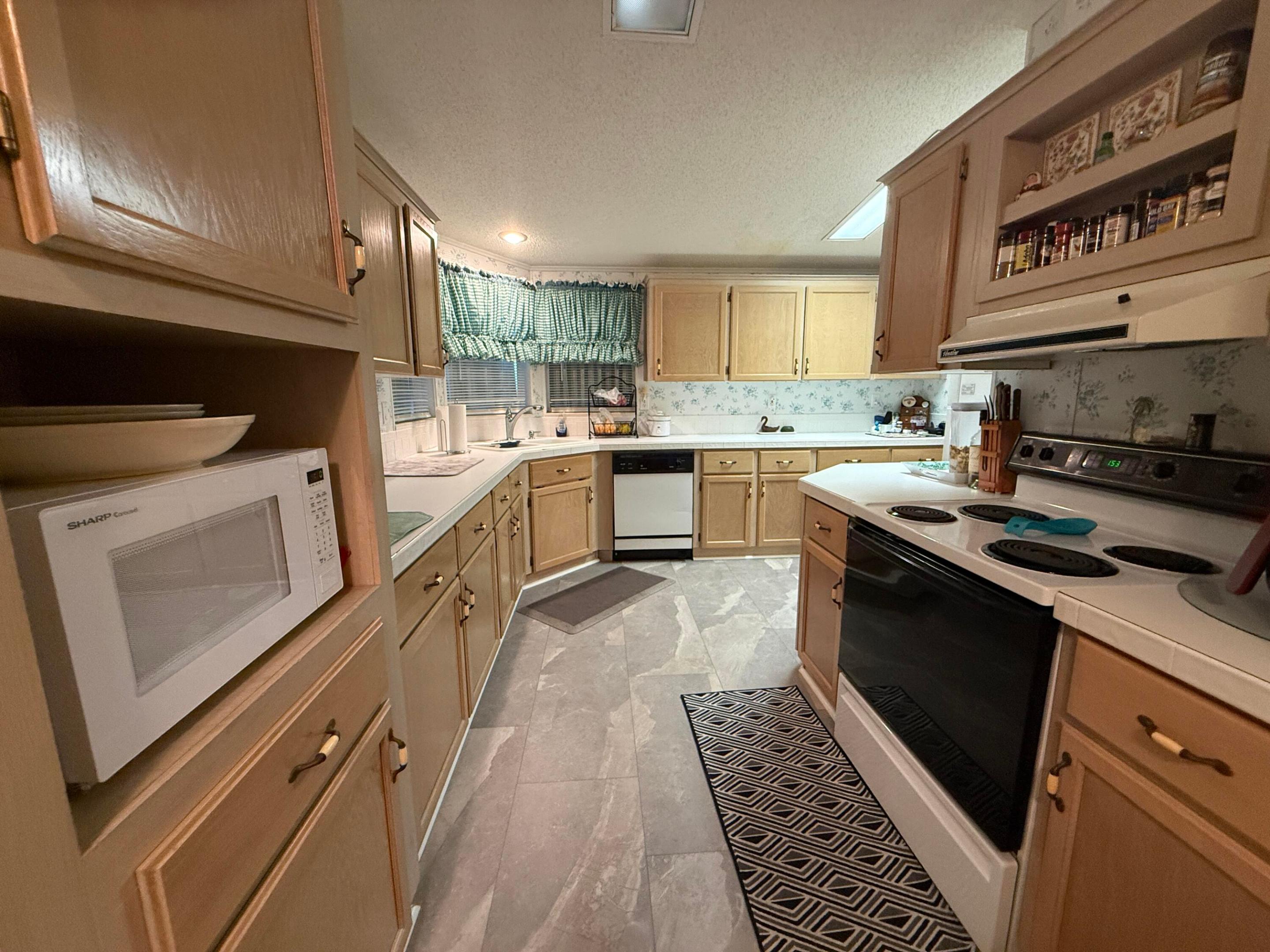 WOODBRIDGE MOBILE VILLAGE UNREC CO-OP - Residential