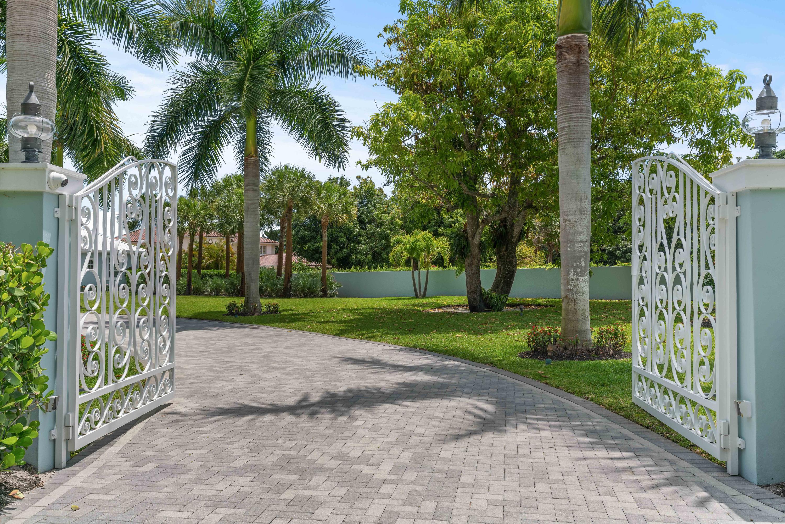 Loxahatchee River - Residential