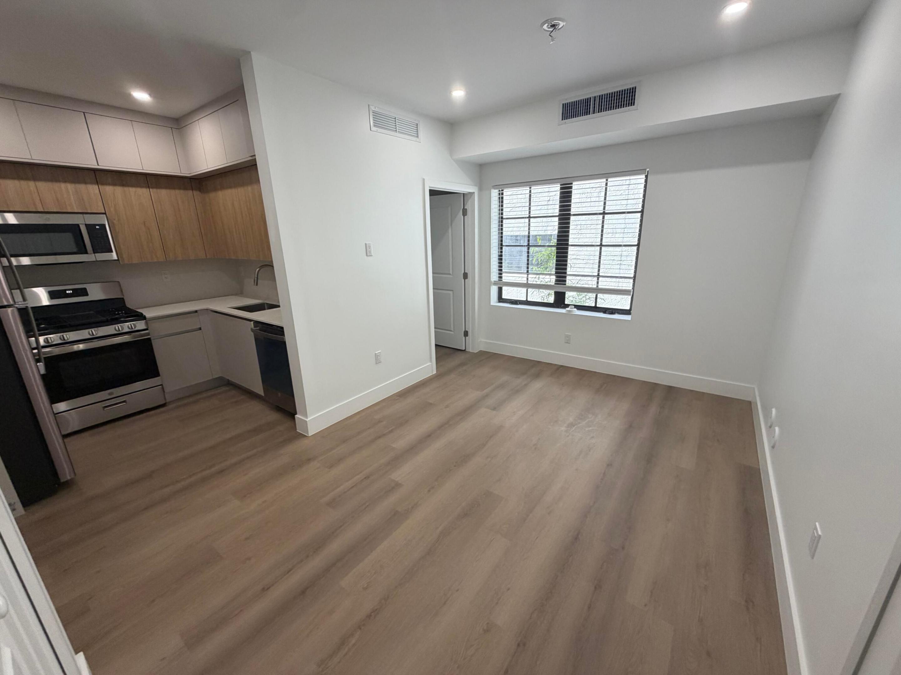 Modern and stylish Studio steps from Lincoln Rd. This completely renovated unit features contemporary finishes and an open layout filled with natural light. Washer and Dryer in unit. Central A/C. Rent includes water and gas. Available for immediate occupancy. Furnished or Unfurnished available. Prime Miami Beach location with easy access to shops, cafés, restaurants, and the beach. Move-in ready and easy to show.