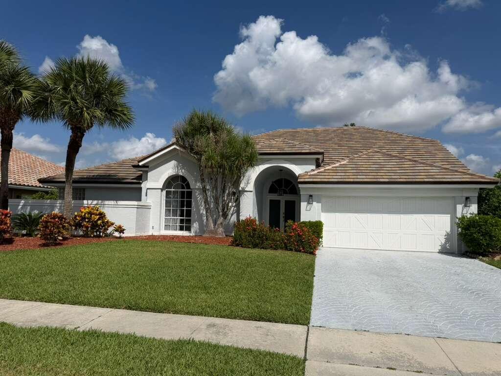 BOCA WINDS PAR D-1 - Residential