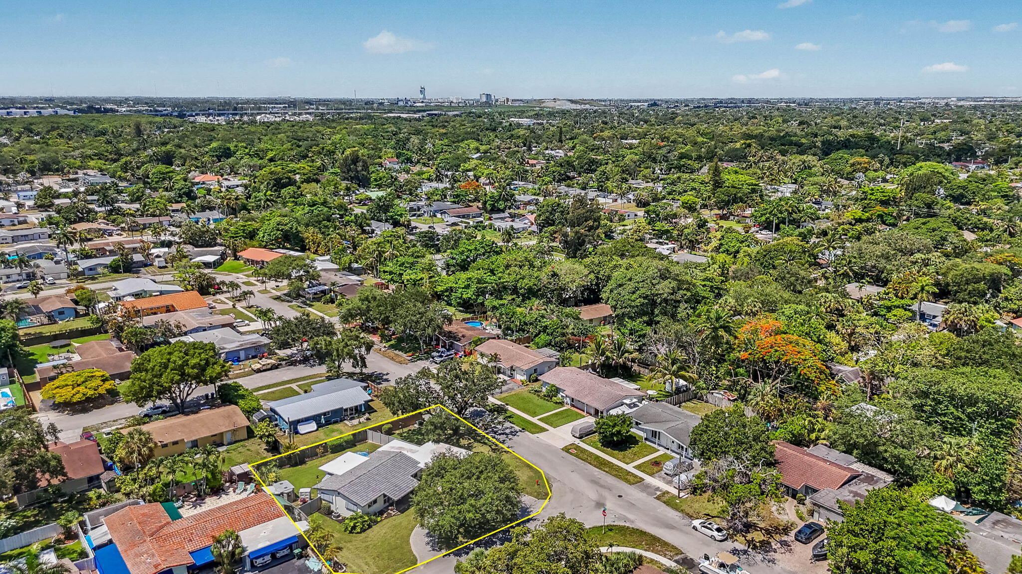 RIVERLANE HOMESITES 1ST ADD - Residential