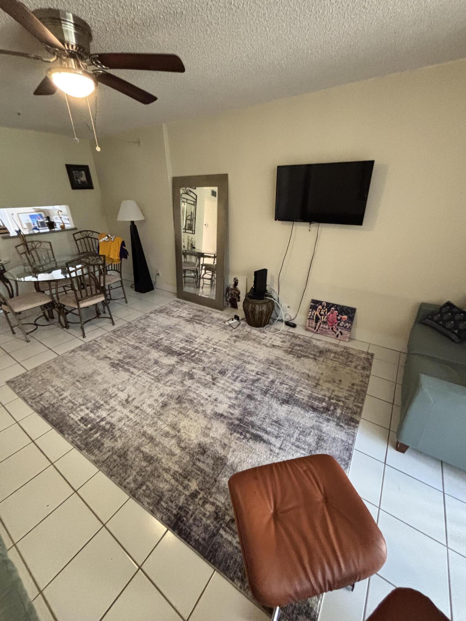 CYPRESS CHASE NORTH NO 4 CONDO - Residential