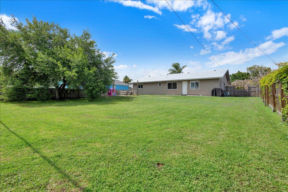 PORT ST LUCIE SECTION 3 - Residential