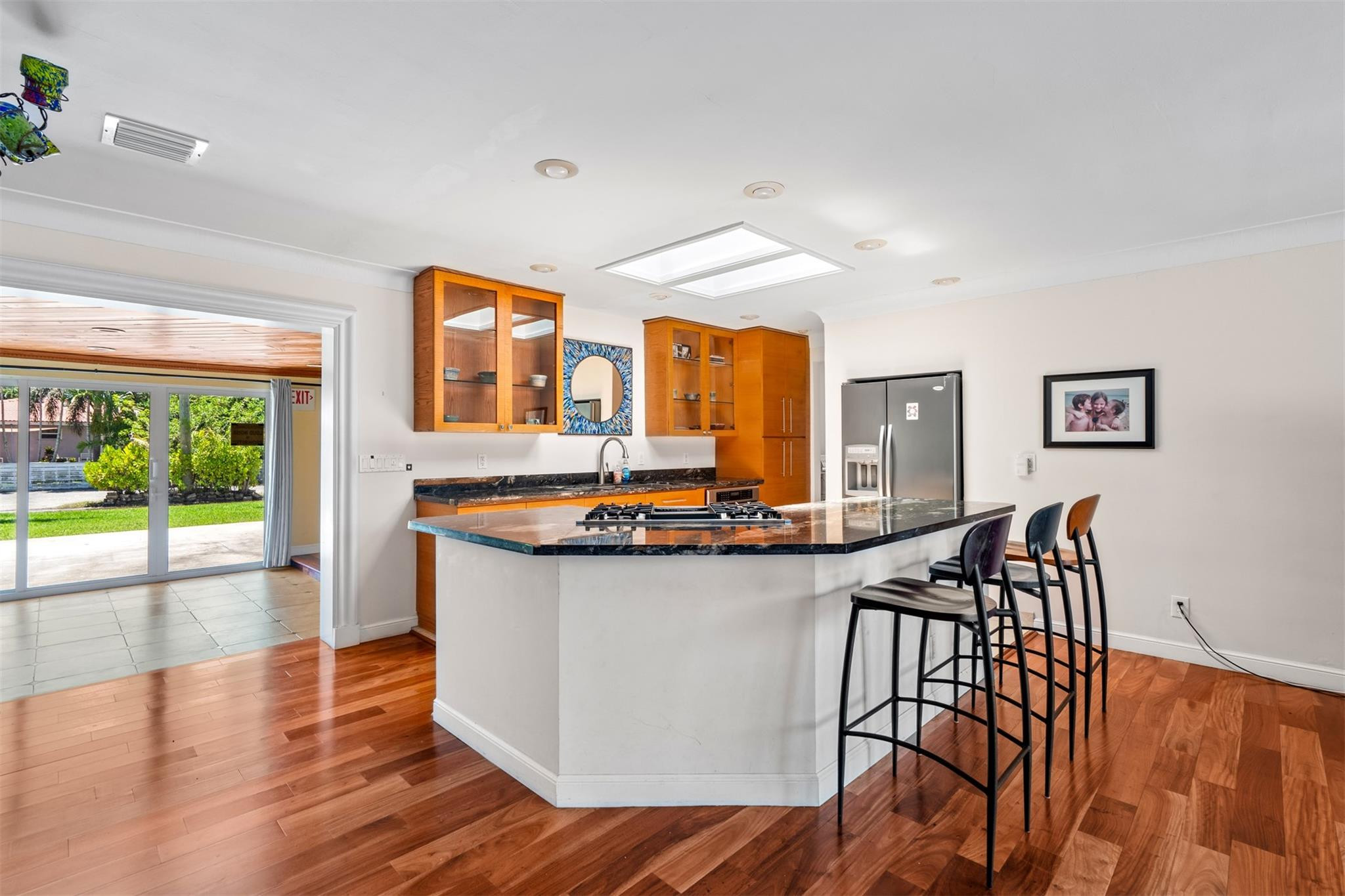 HOLLYWOOD LAKES SECTION - Residential