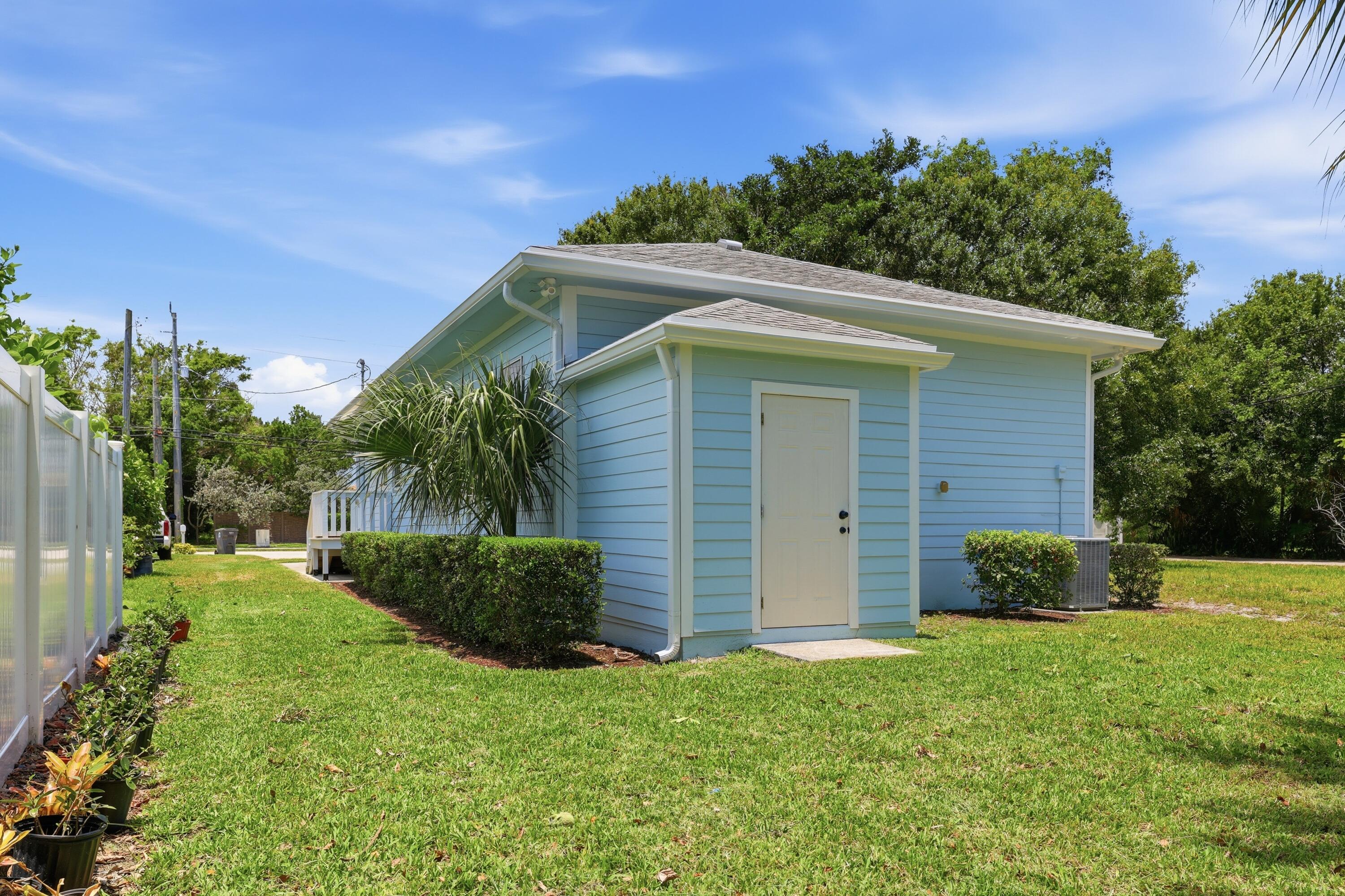 PALM GARDENS 1ST ADD - Residential