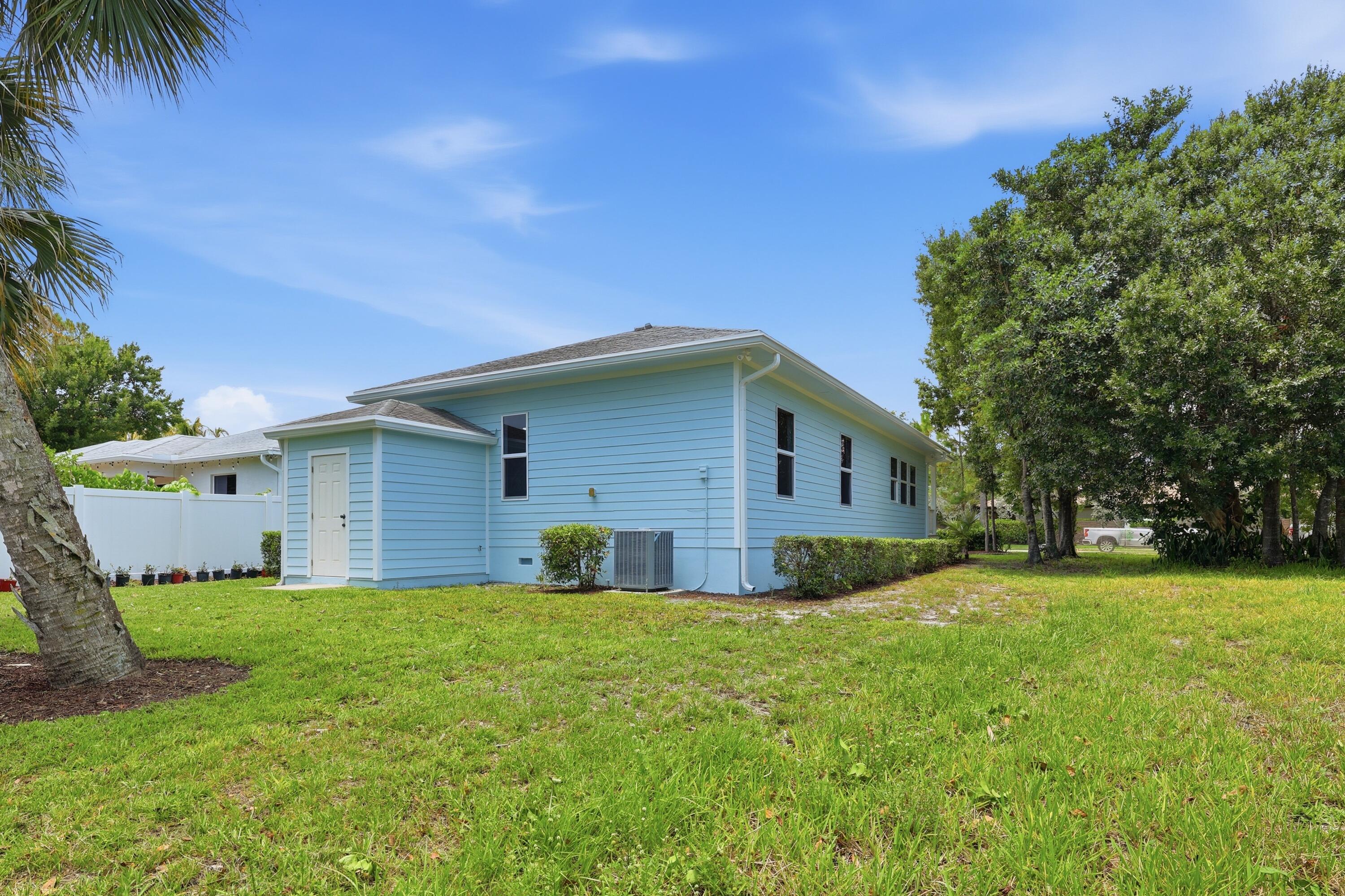 PALM GARDENS 1ST ADD - Residential
